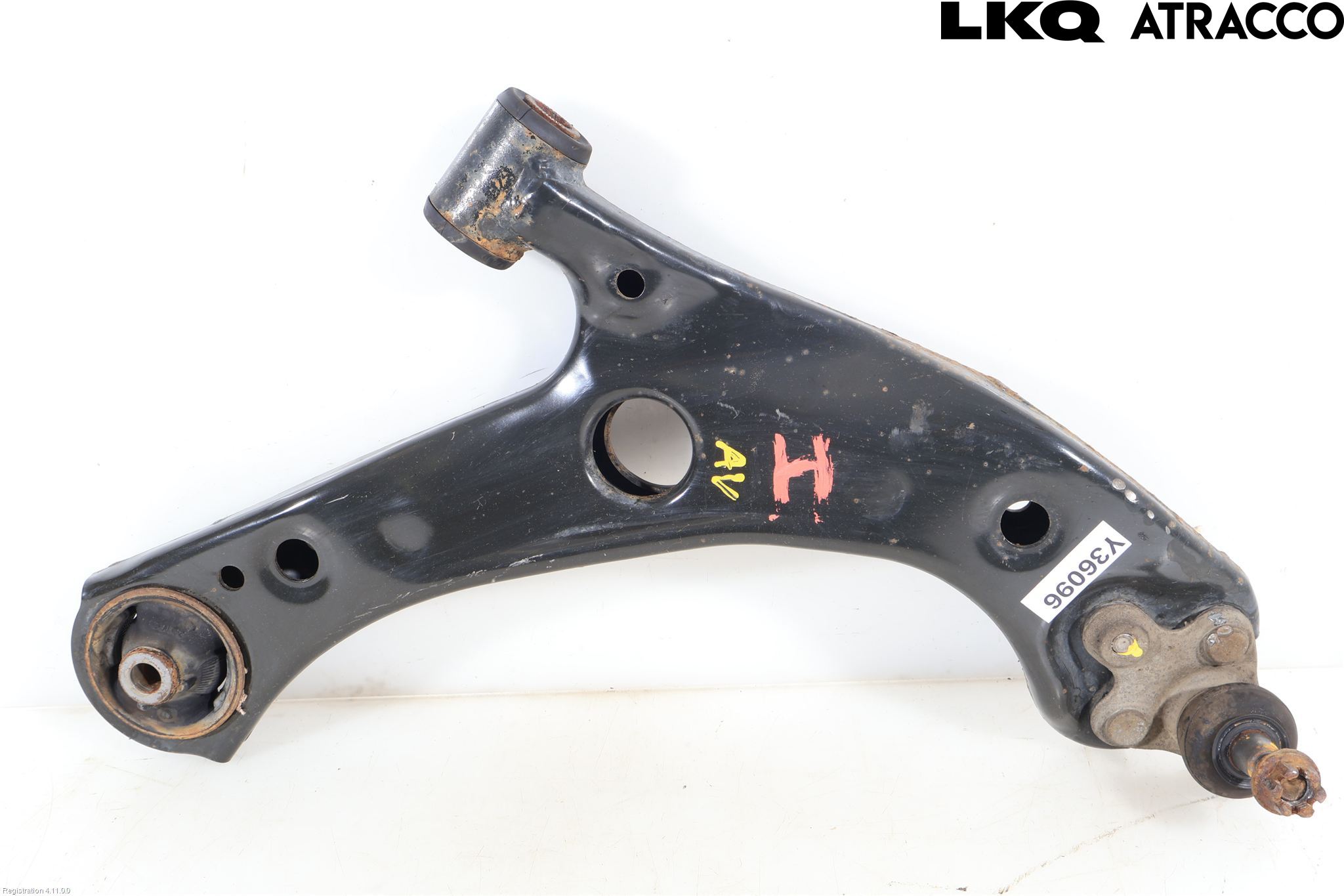 Toyota COROLLA 19- Bärarm Fram Undre Hö