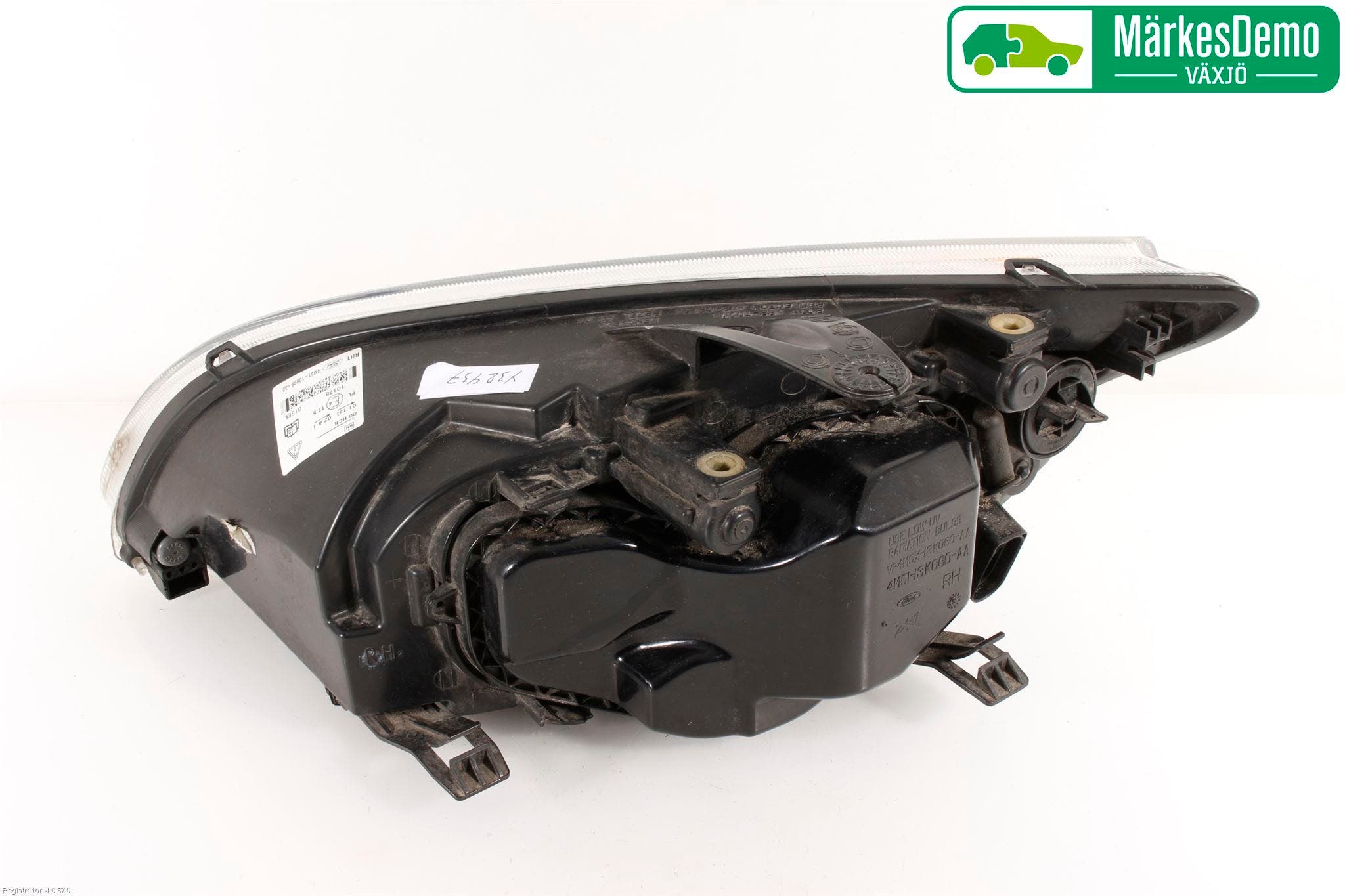 Ford FOCUS 04-07 Strålkastare Höger