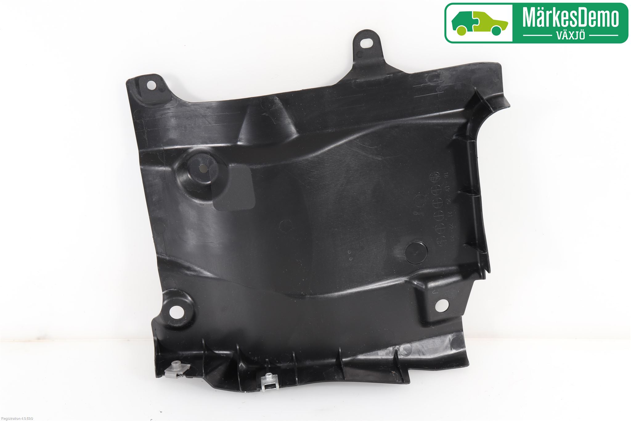 Mazda 3 IV 19- Hasplåt Plåt-Plast