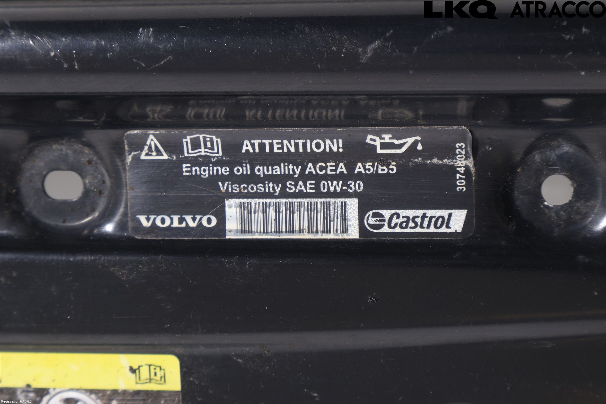 Volvo V70 05-08 Front Huvlåsplåt-Balk