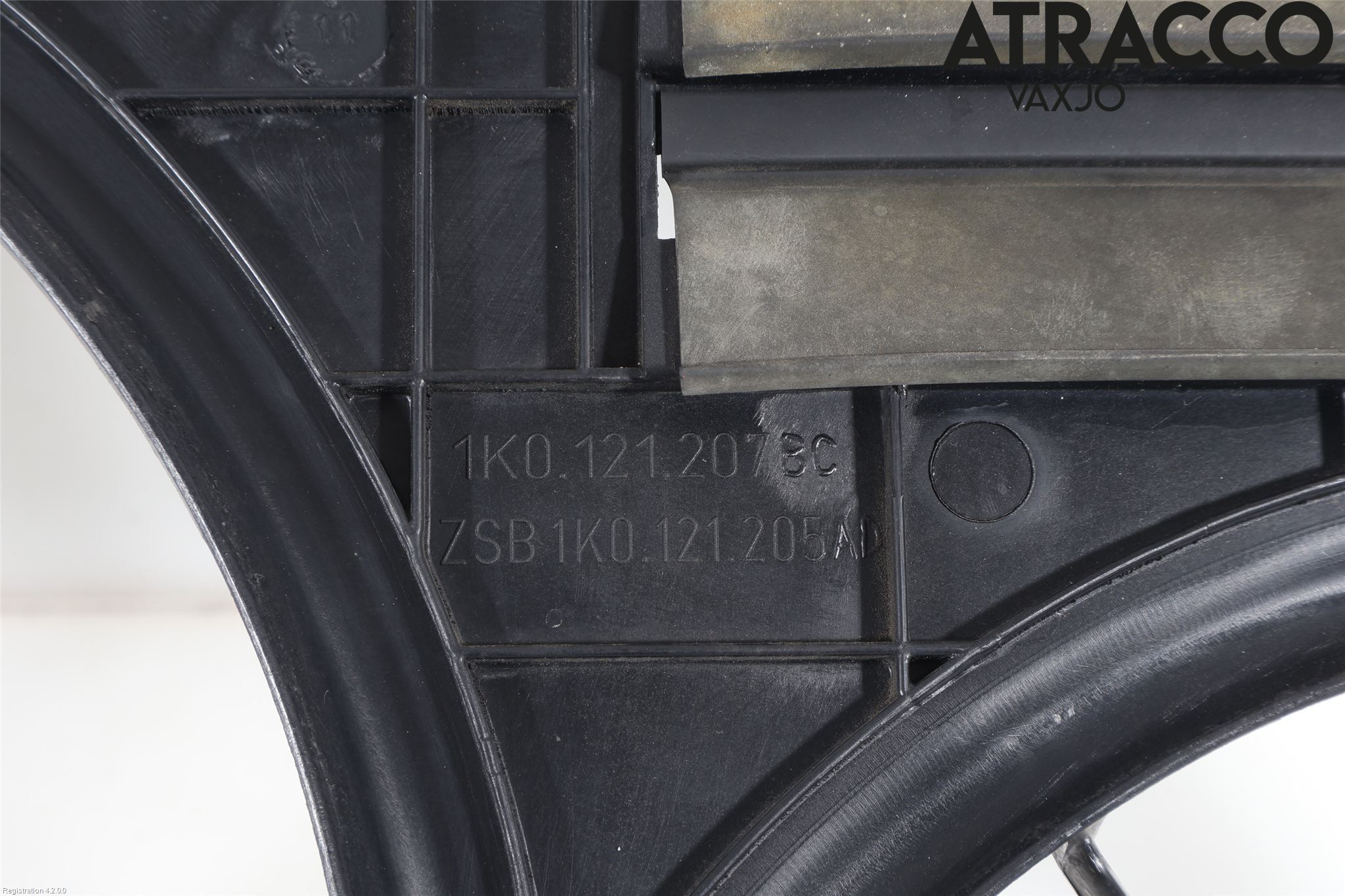 Volkswagen VW GOLF VI 09-13 Kylfläktkåpa