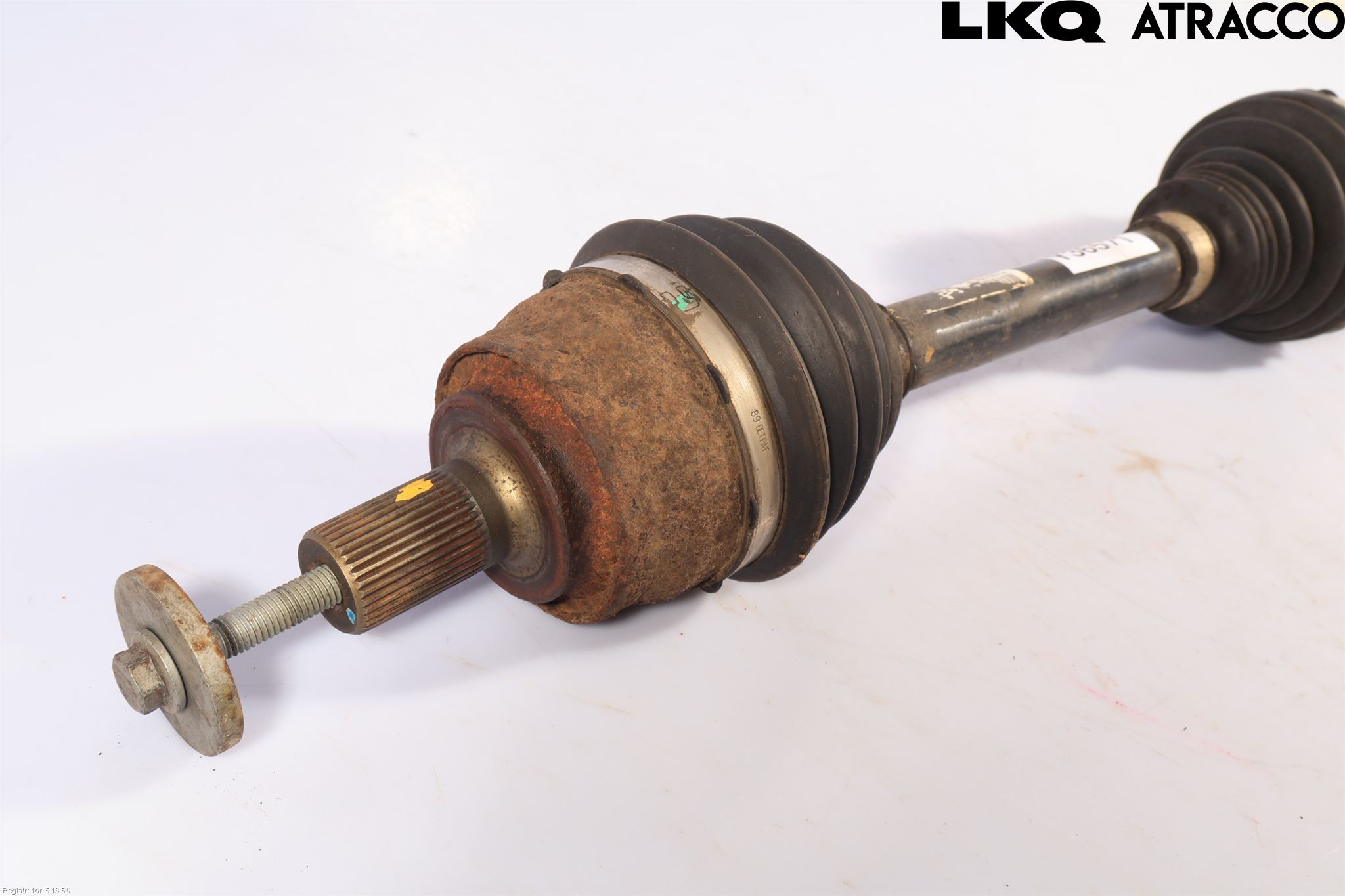 Volvo V40 12-19 Drivaxel Fram Vänster