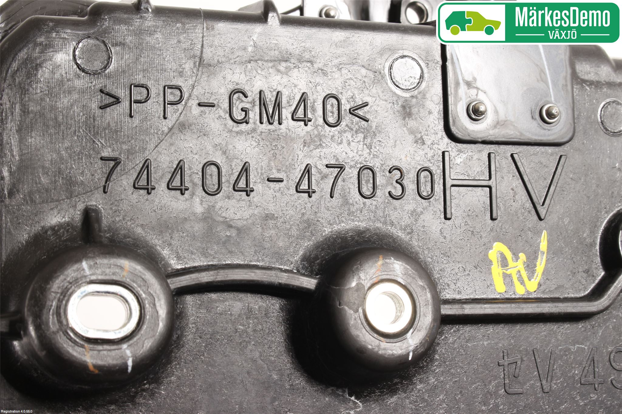 Toyota C-HR 16-23 Batterilåda-Fäste-Hållare