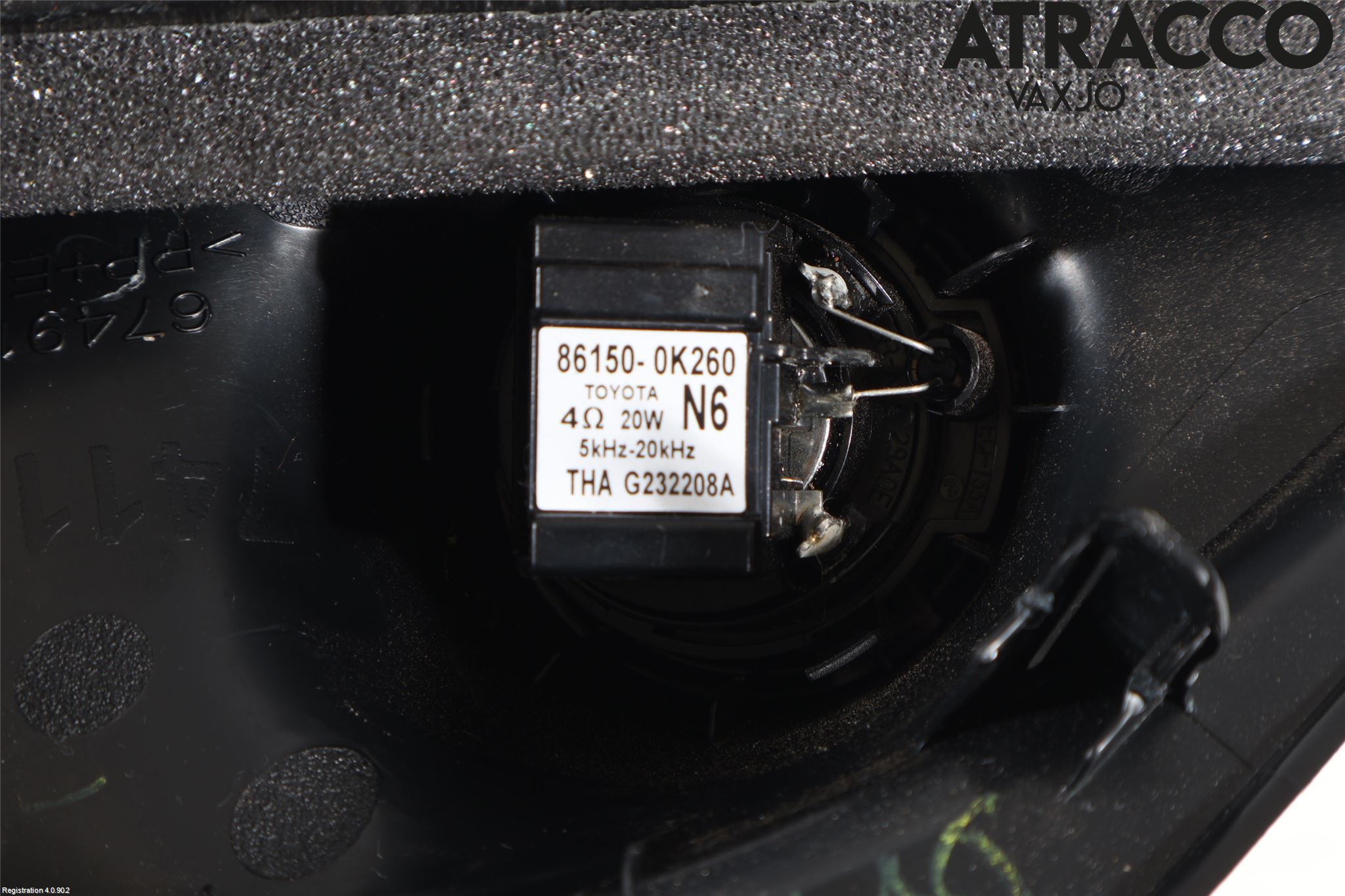 Toyota HILUX 16- Högtalare