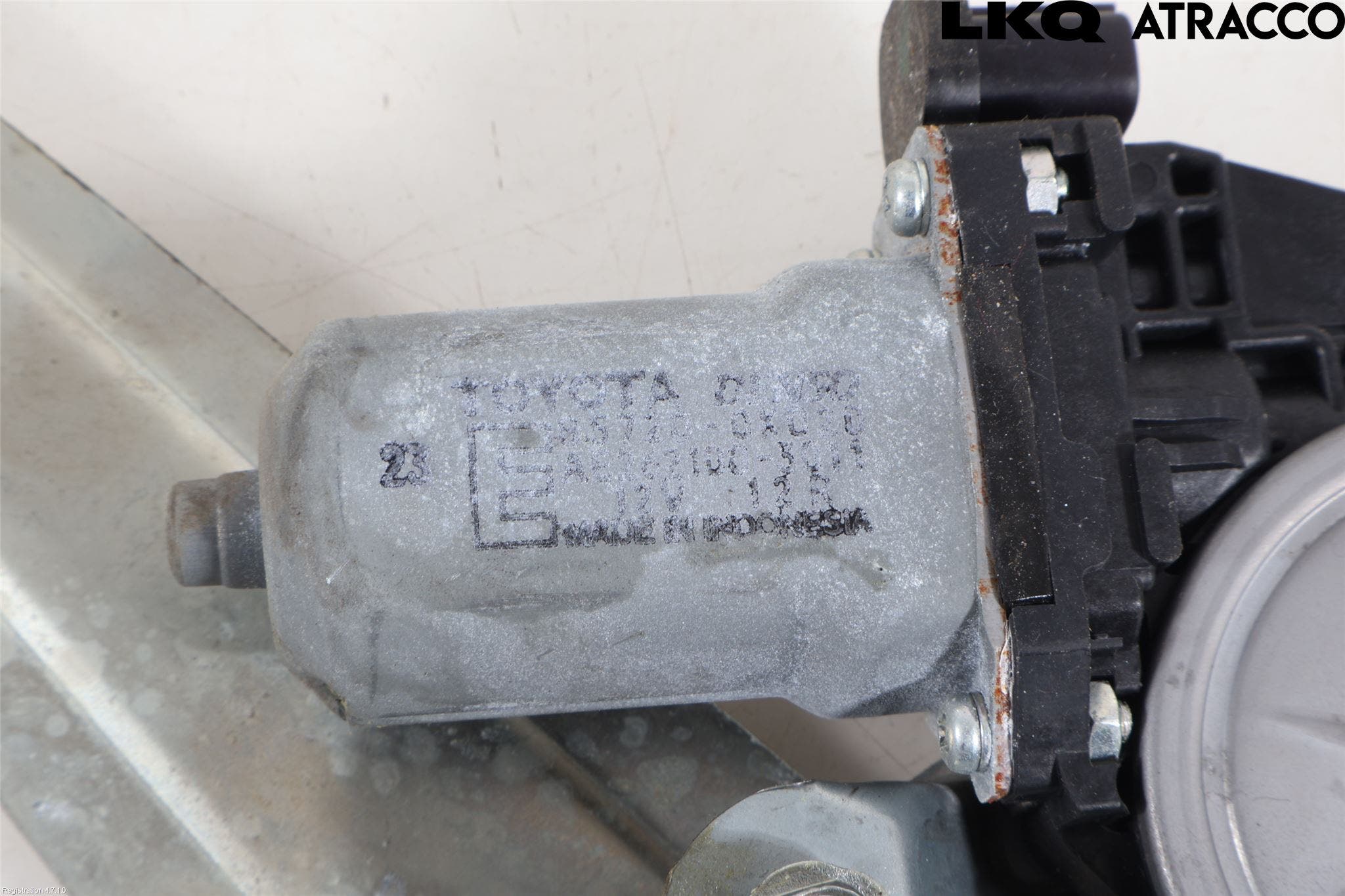 Toyota HILUX 05-16 Fönsterhissmotor