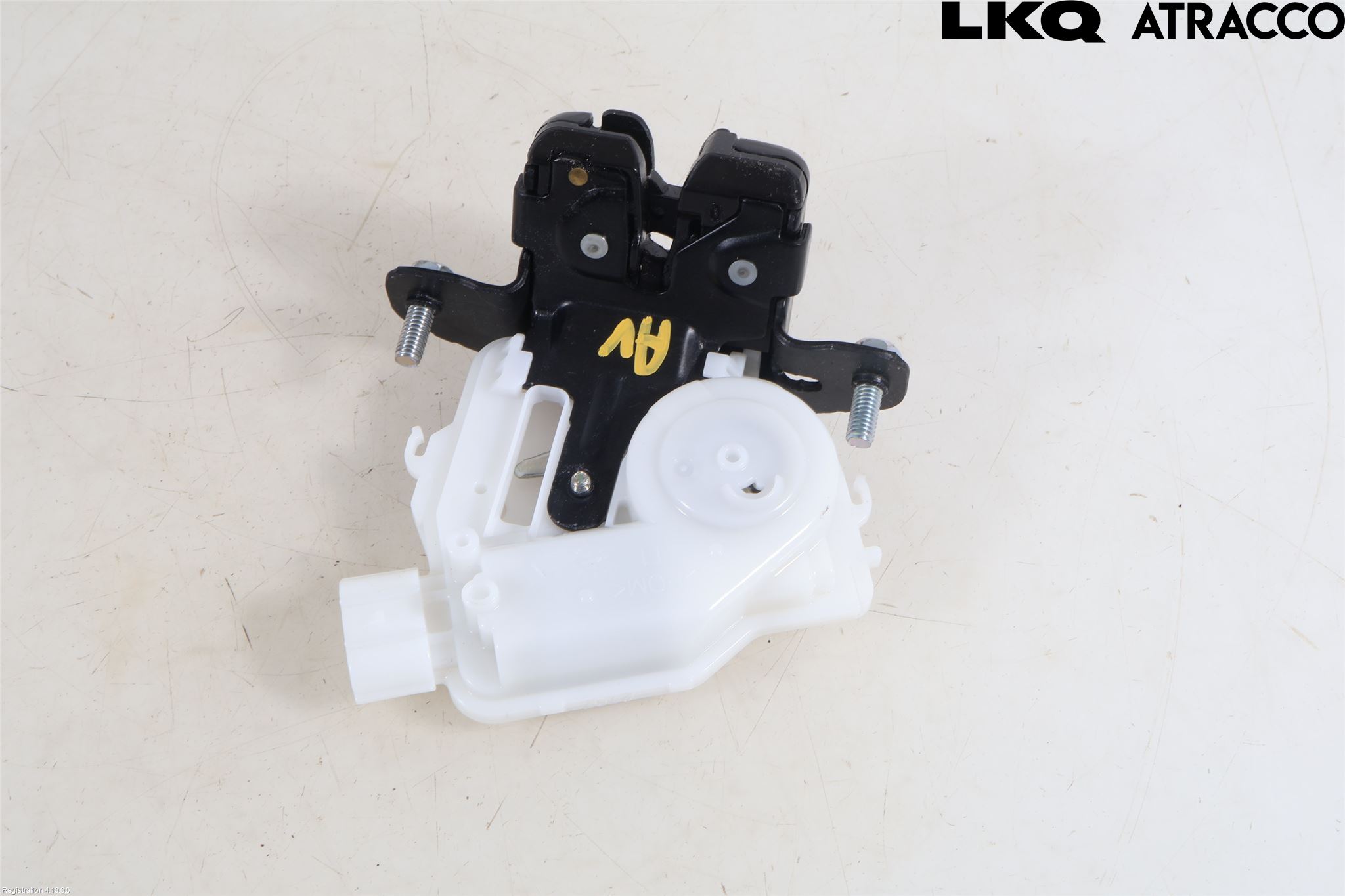 Toyota YARIS XP130 15-20 Låskista Baklucka