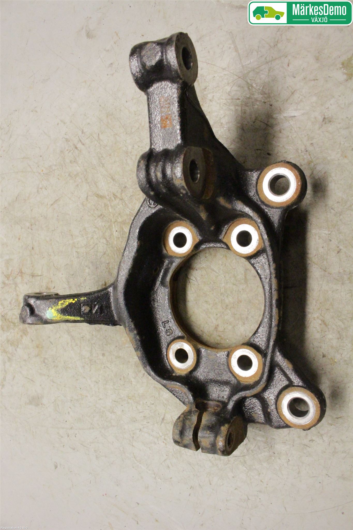 Mazda CX-3 Styrspindel Lagerhus Vä