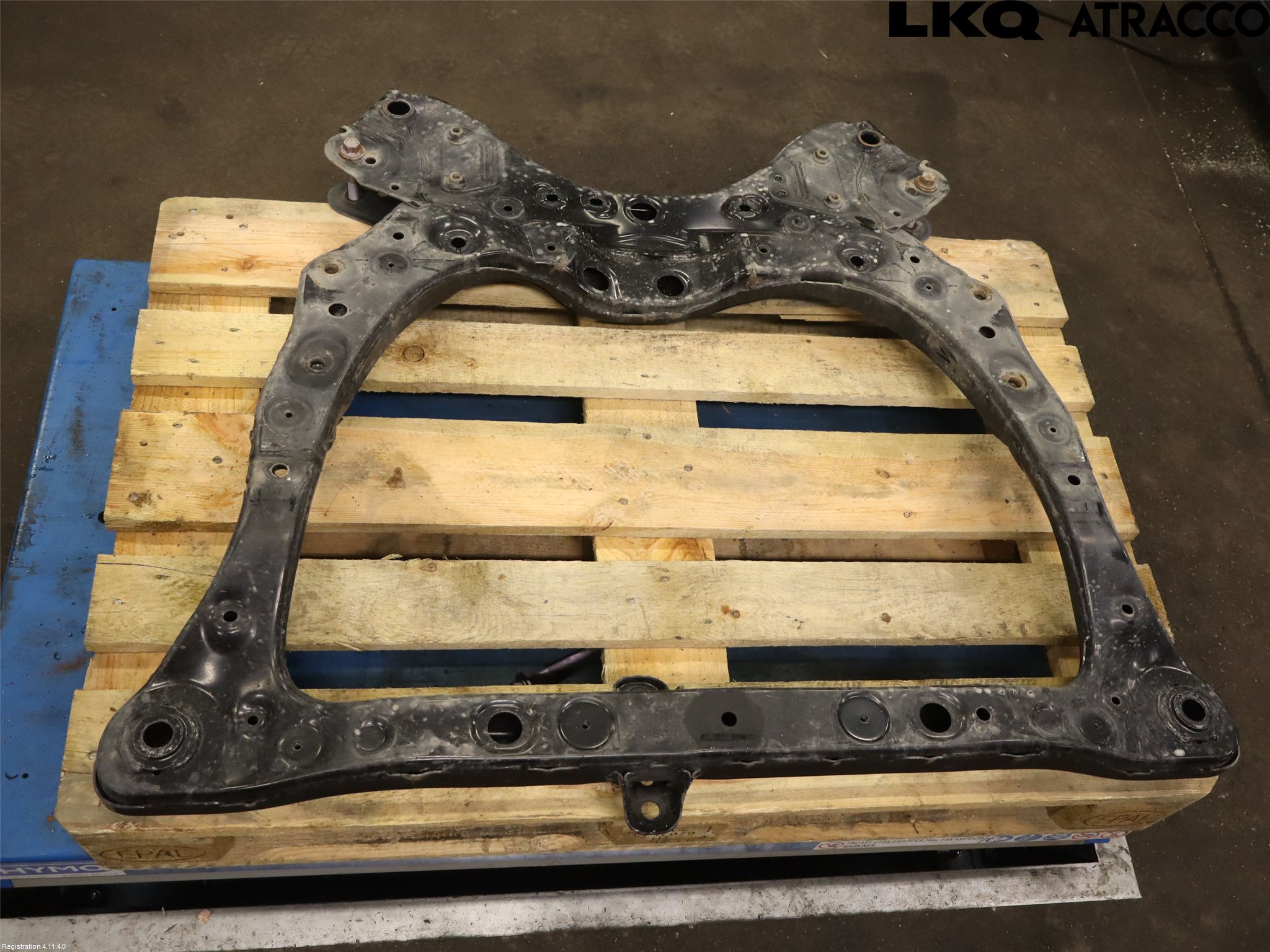 Toyota RAV4 19- Framvagnsbalk