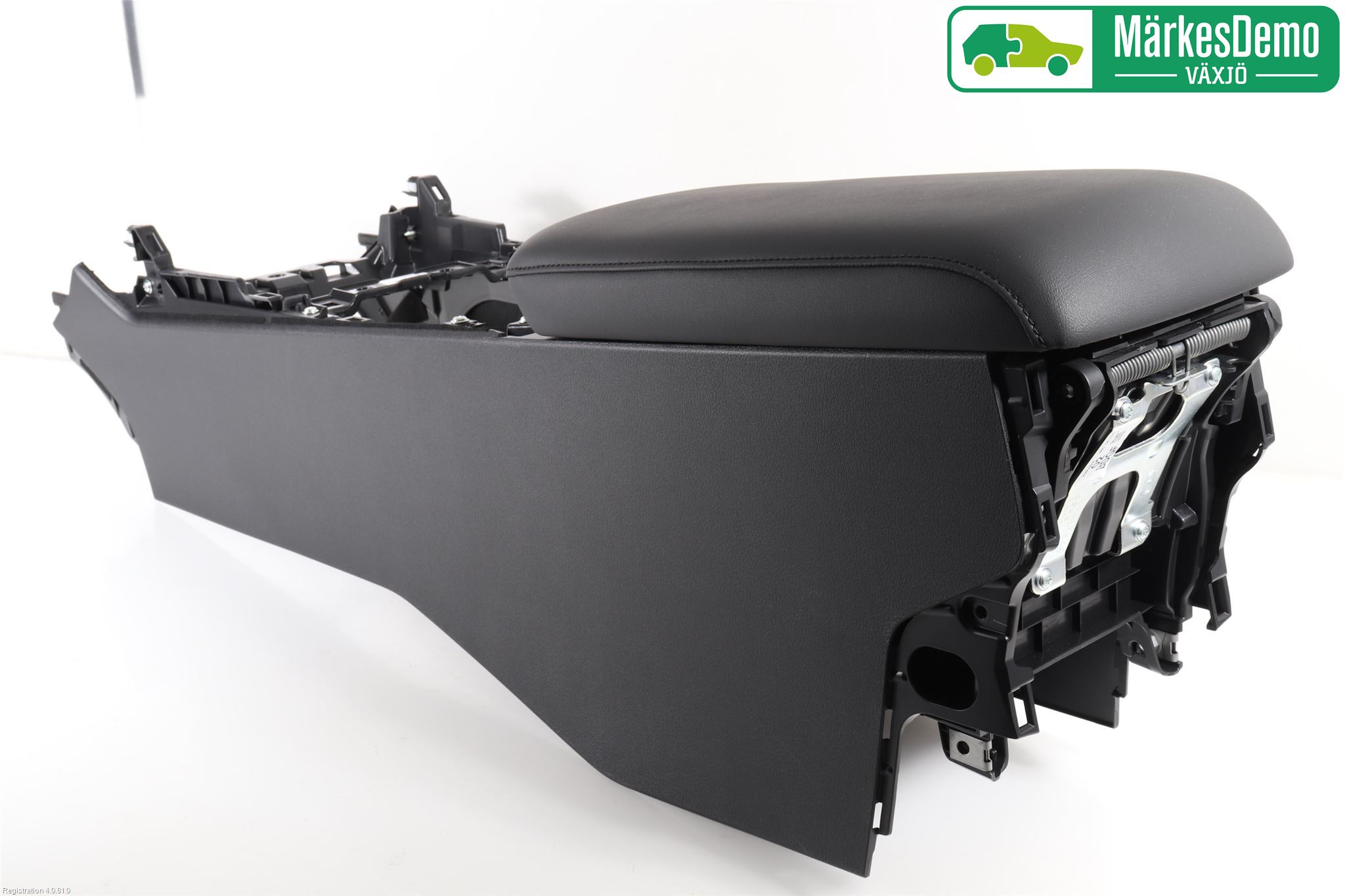 Mazda 3 IV 19- Instrumentkonsoll Golv