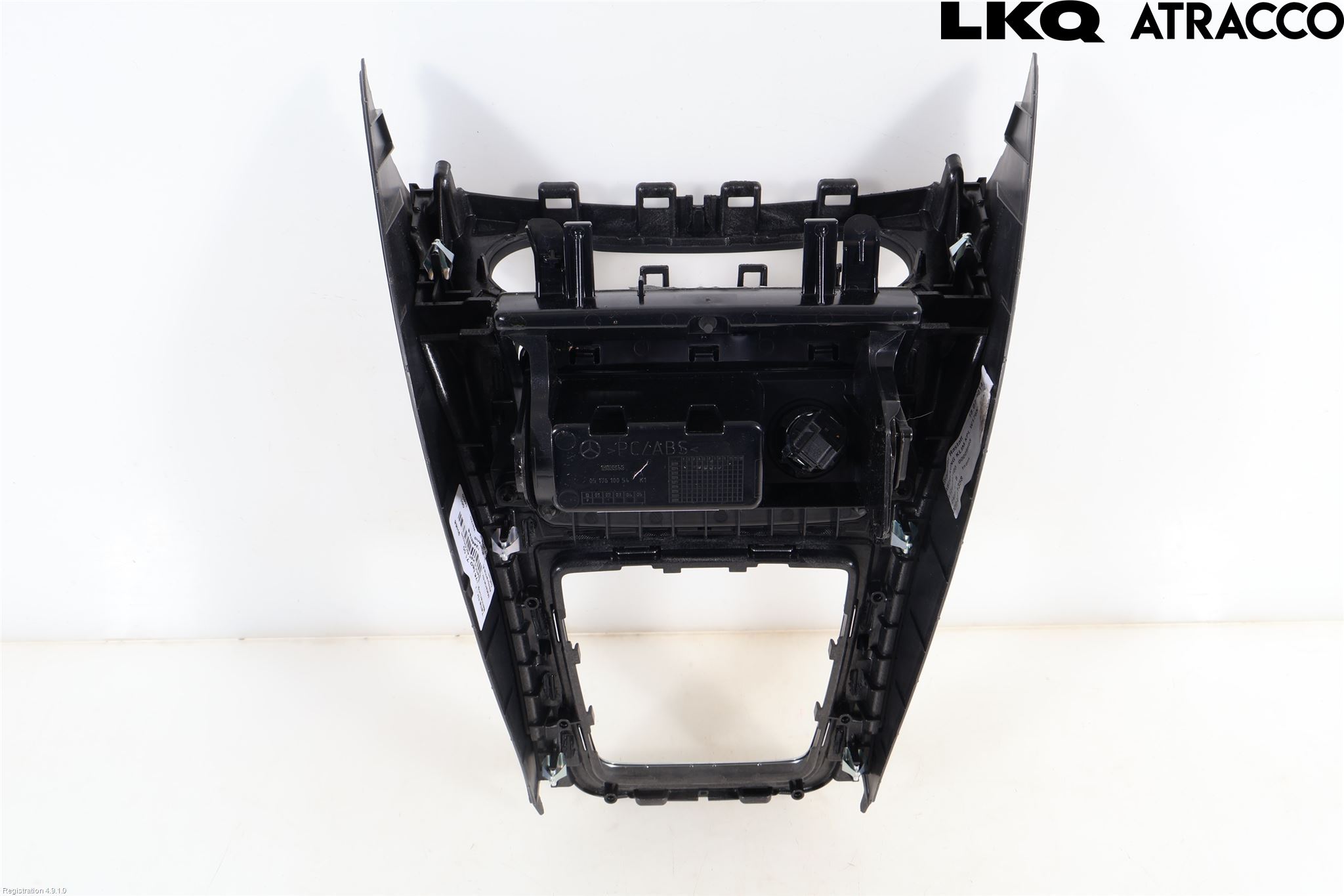 Mercedes-Benz MB GLA-KLASS (X156) 13-20 Instrumentkonsoll Mitt
