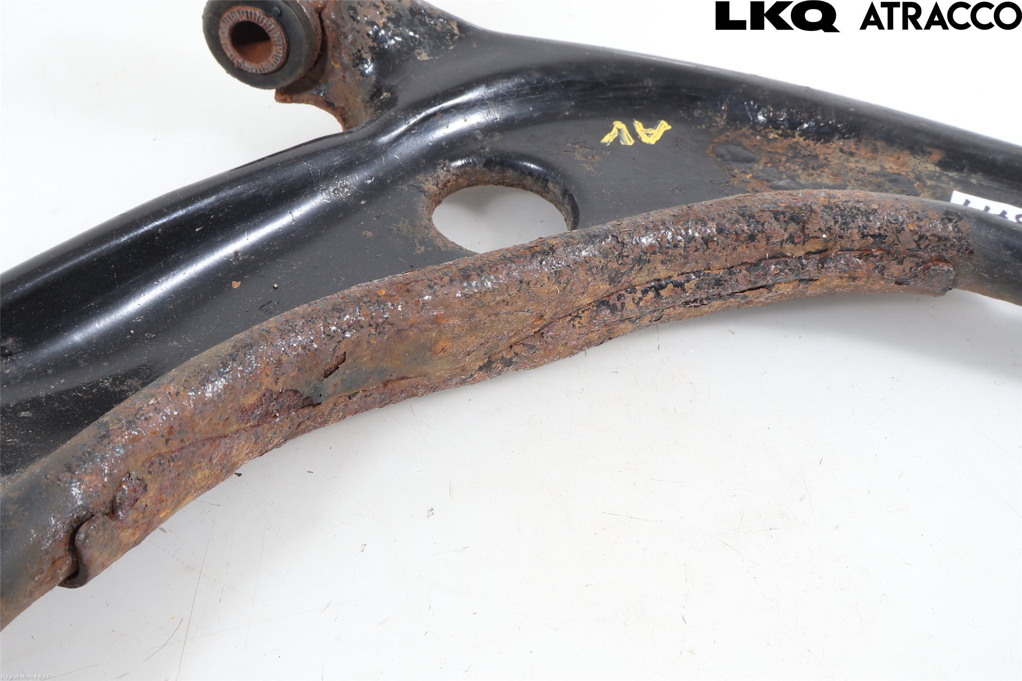 Toyota YARIS XP130 15-20 Bärarm Fram Undre Hö