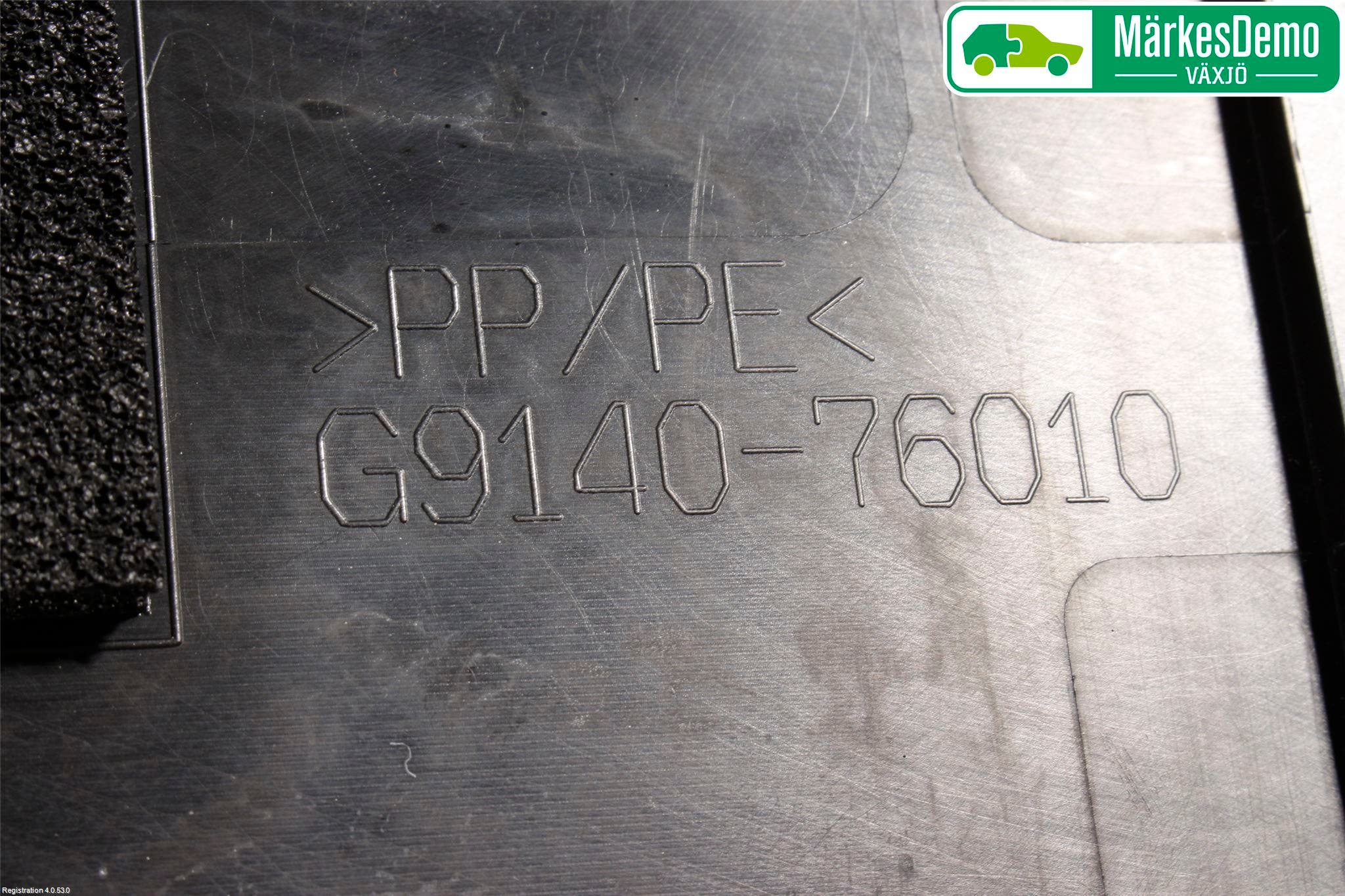 Lexus CT 200h Motorkåpa