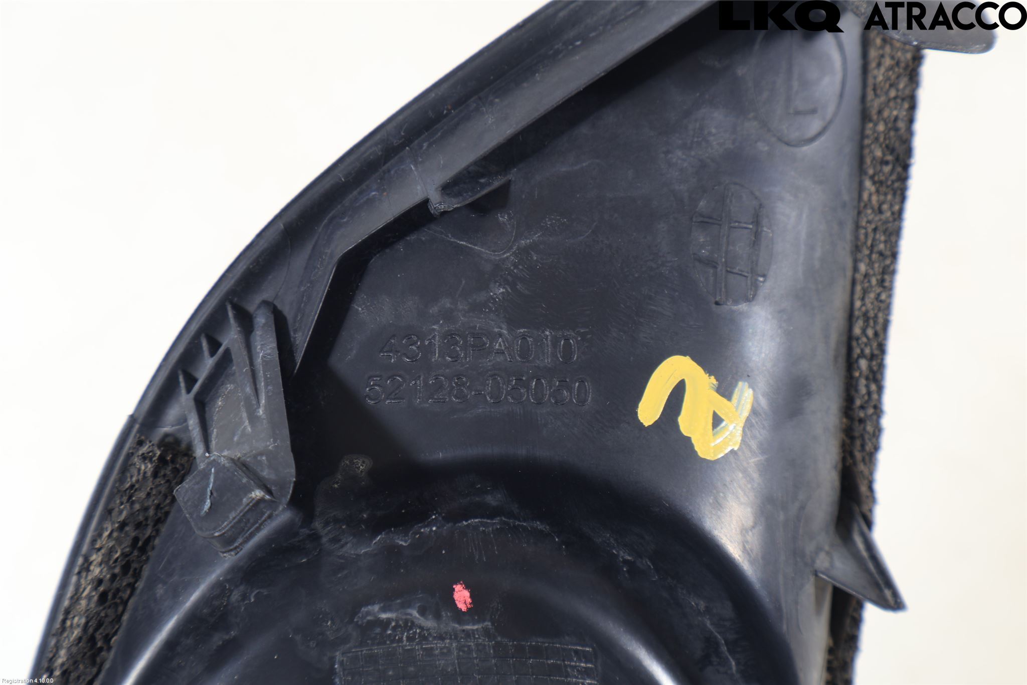 Toyota AVENSIS 07-08 Dimljussarg Fram