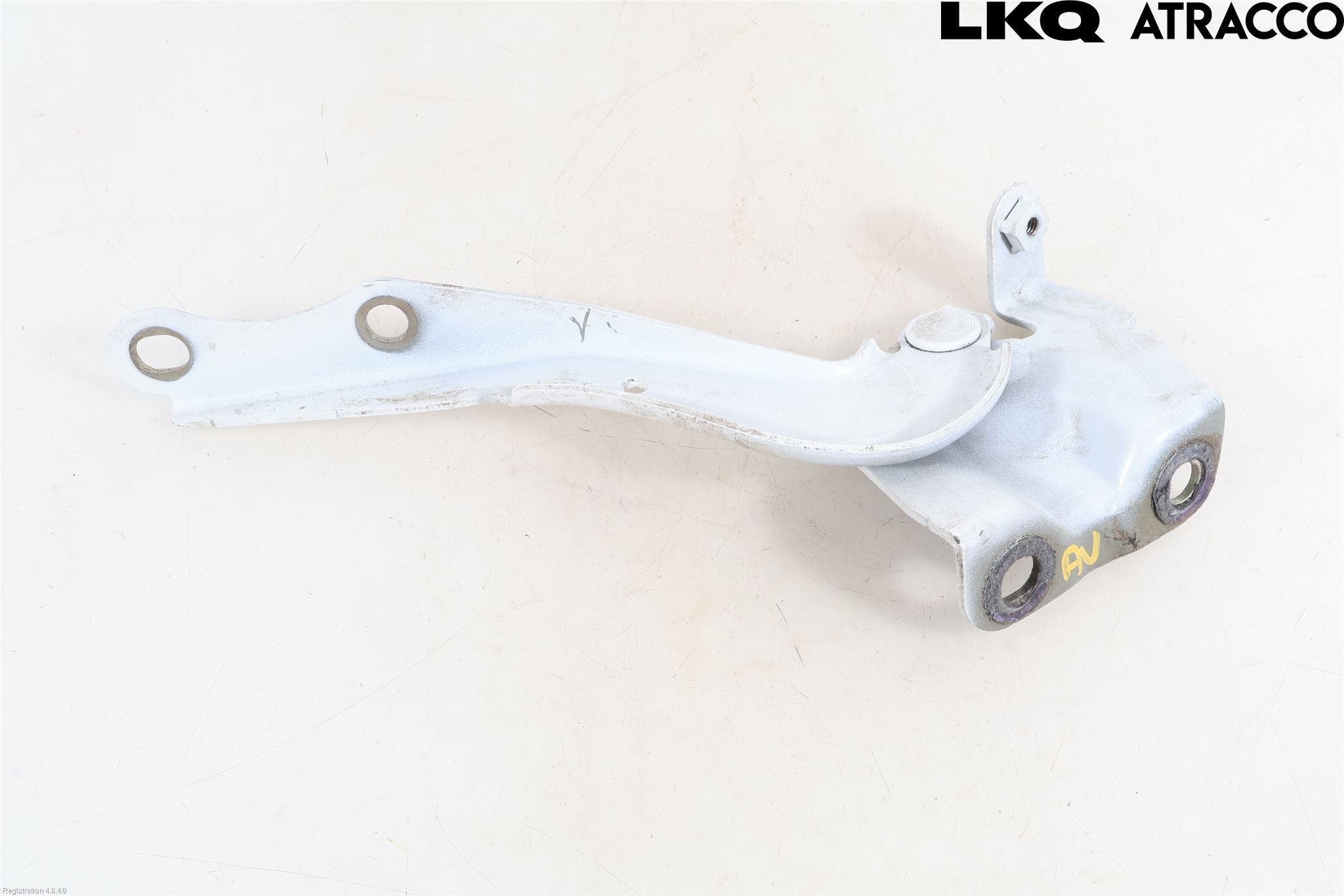 Toyota AVENSIS 16-18 Huvgångjärn