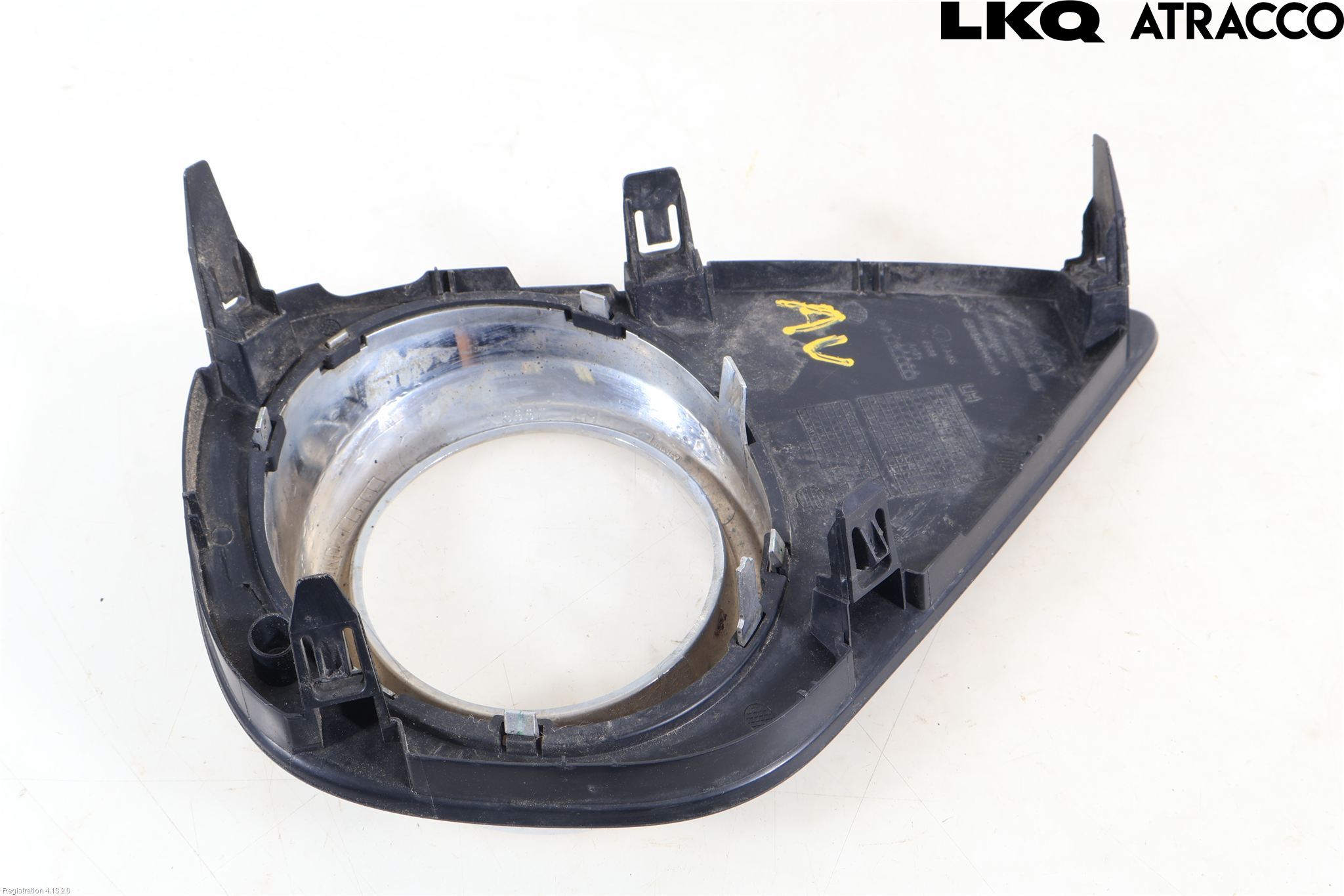 Toyota YARIS XP130 15-20 Dimljussarg Fram