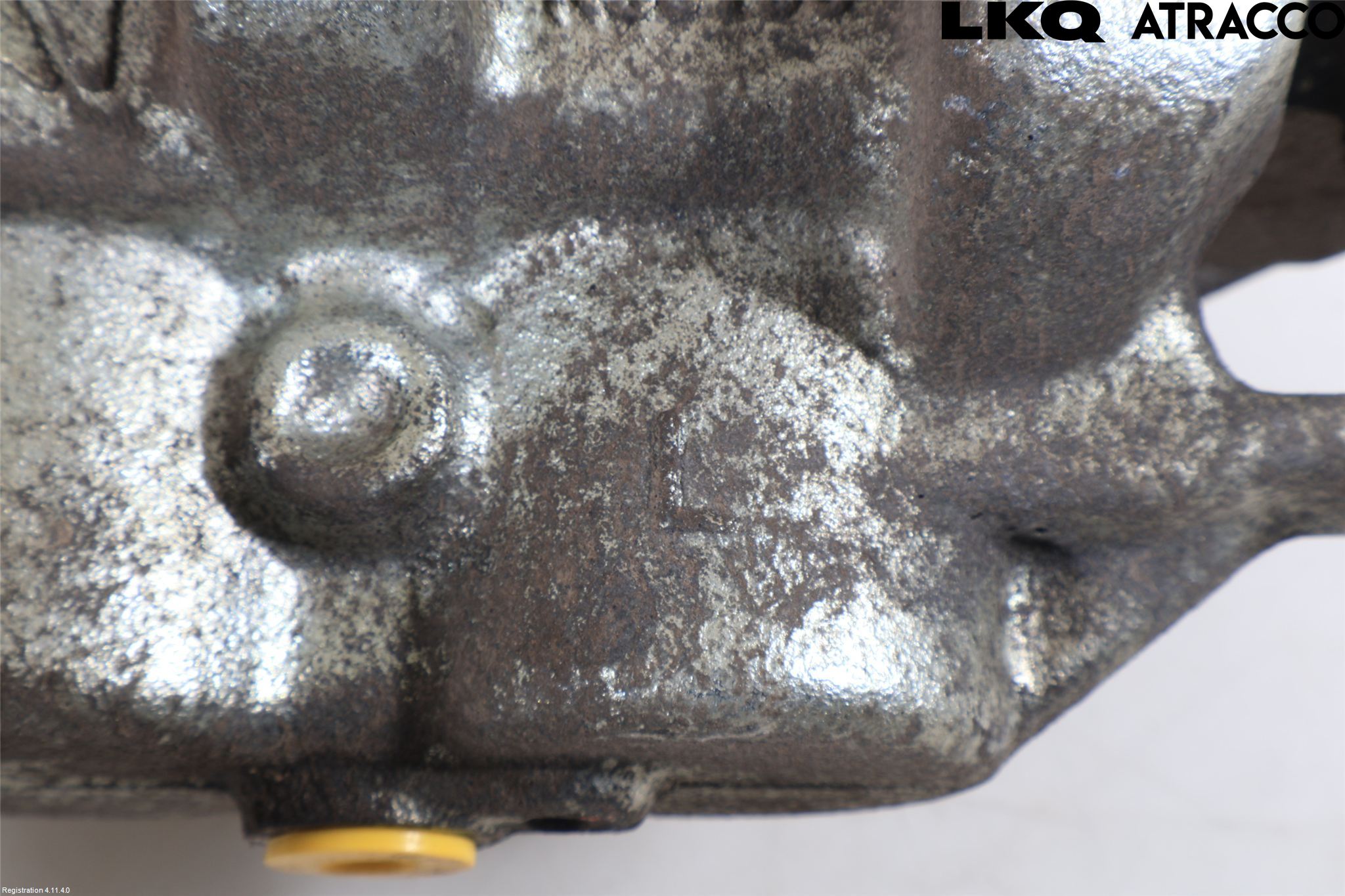 Toyota C-HR 24- Bromsok Fram Vänster