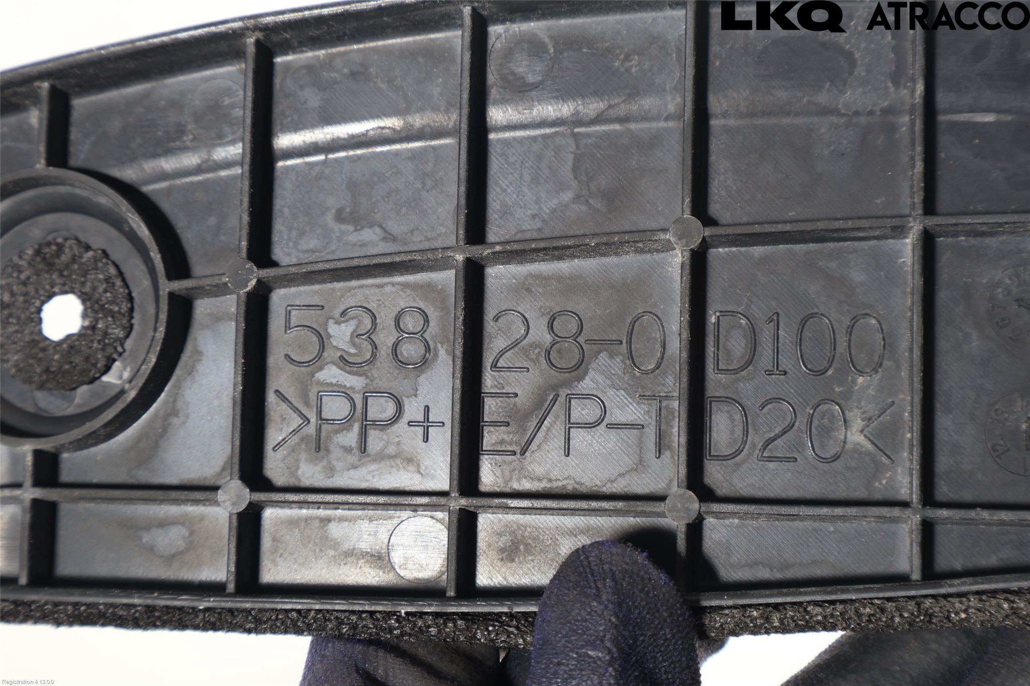 Toyota YARIS XP130 15-20 Skärm Hörn Utfyllnad Fram