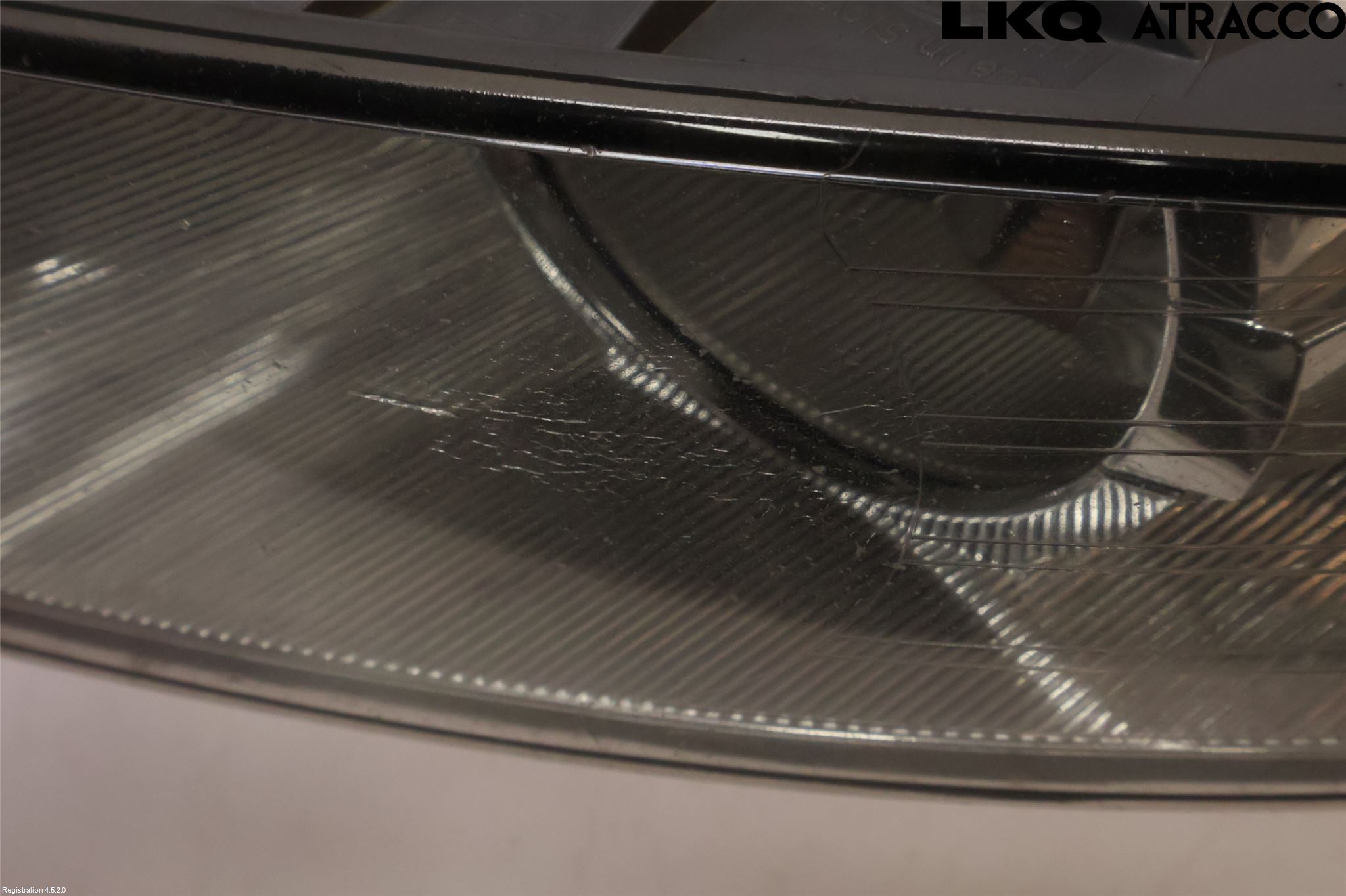 Skoda SUPERB 09-15 Dimljus-Varselljus Fram