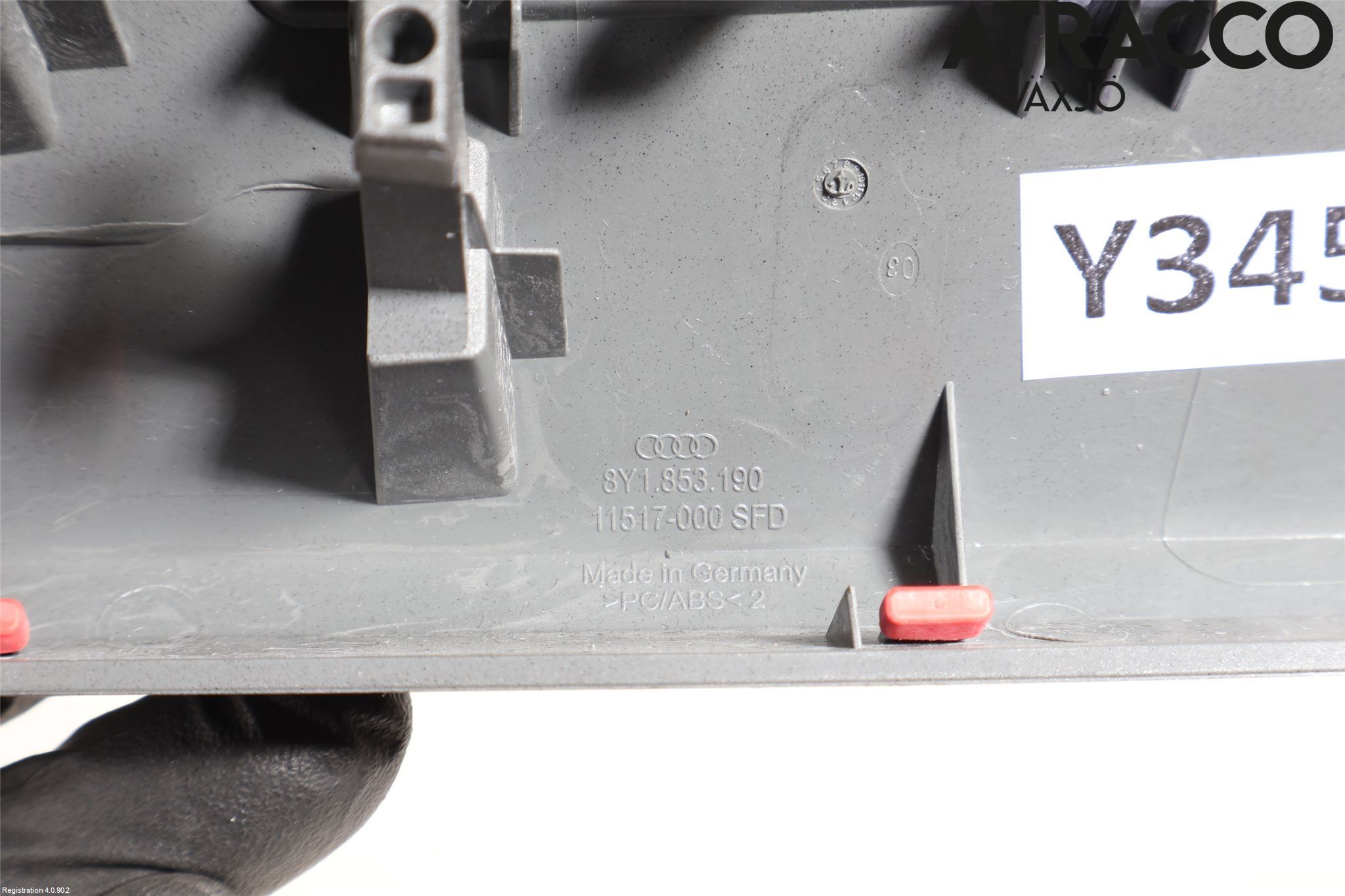 Audi A3/S3 8Y 21- Instrumentbräda Inlägg-Dekorlist