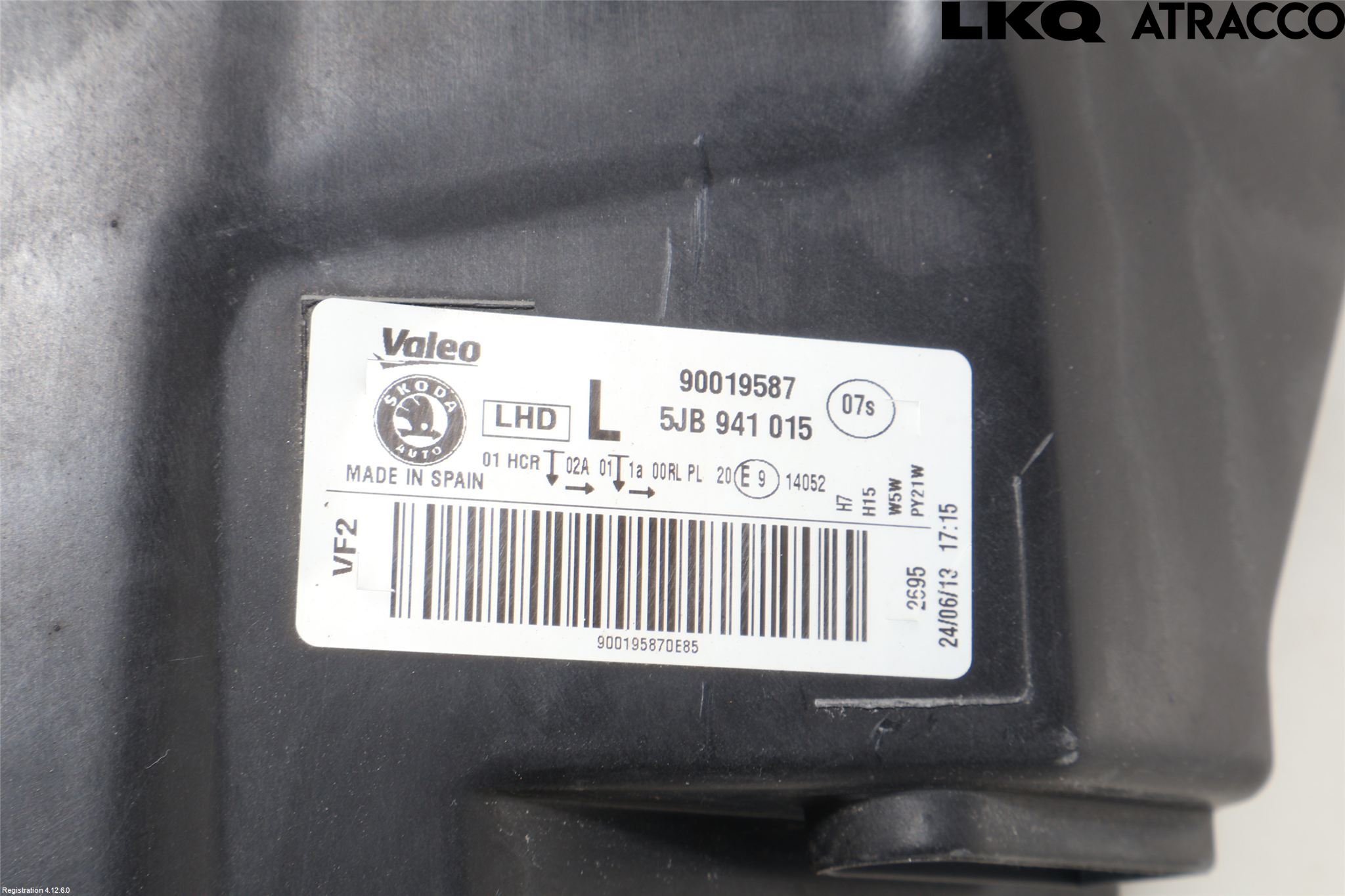 Skoda RAPID Strålkastare Vänster