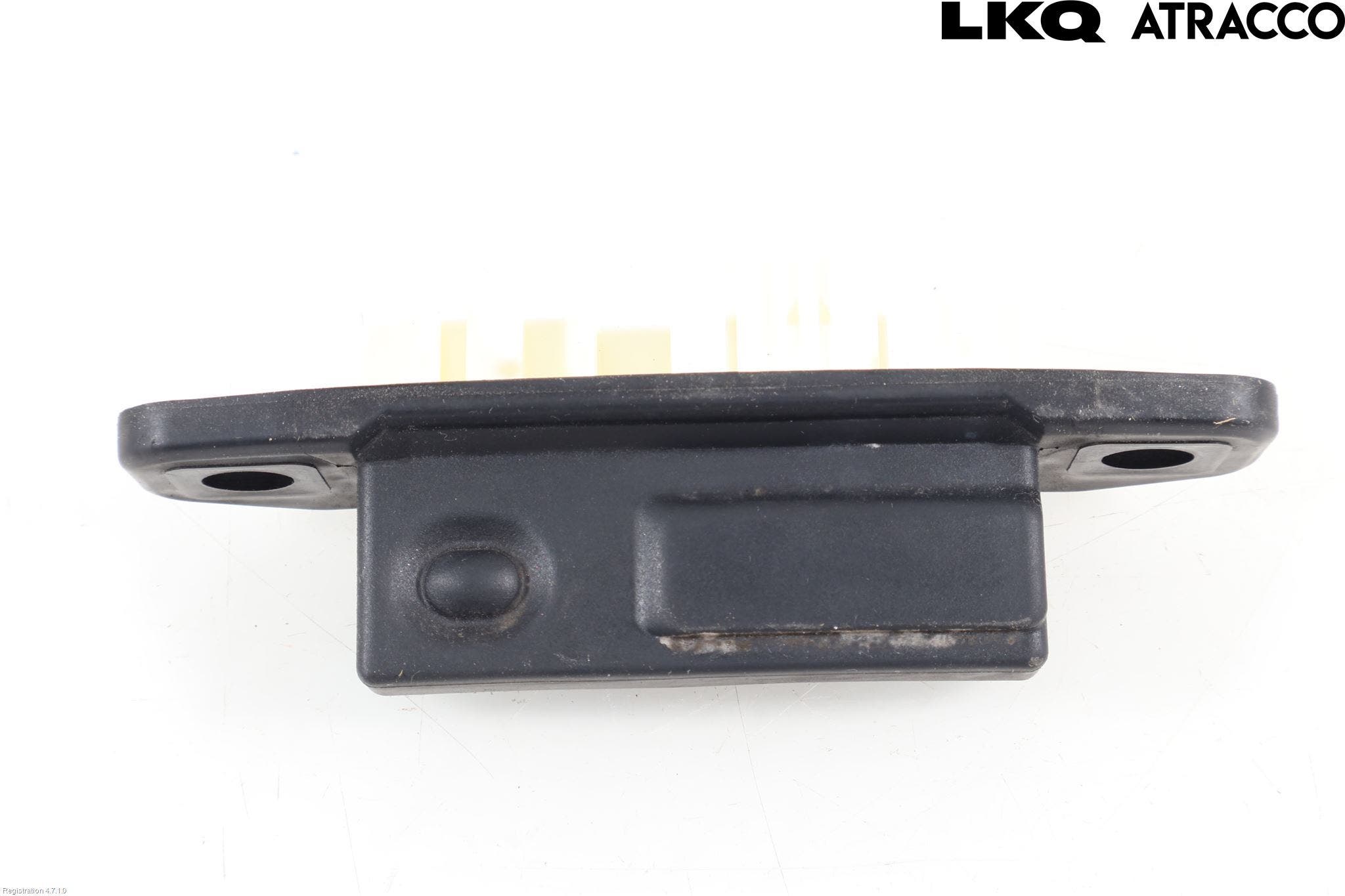 Toyota YARIS XP21 20- Bakluckehandtag