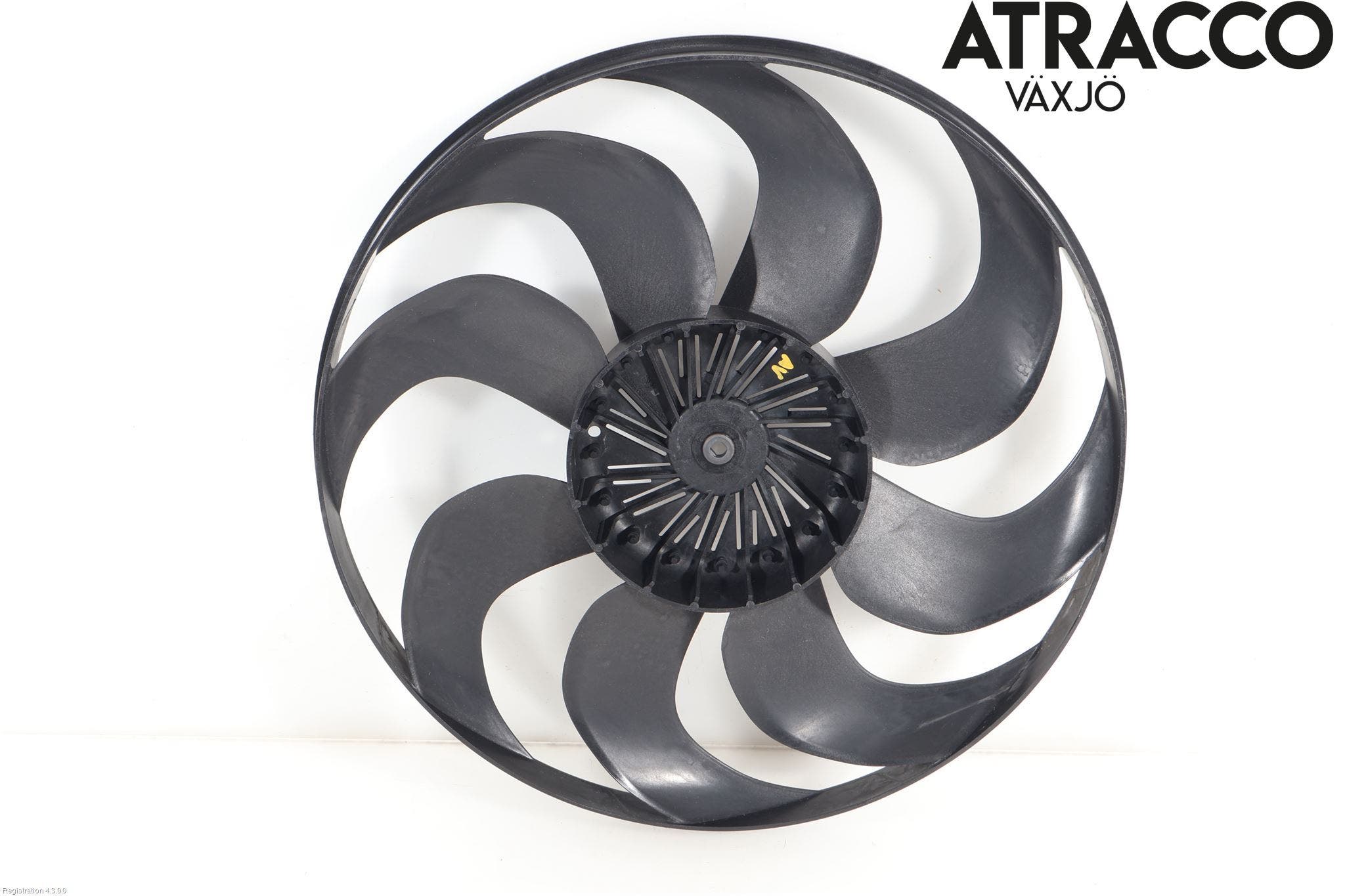 Volvo V70 08-13 Kylfläkt-Vinge