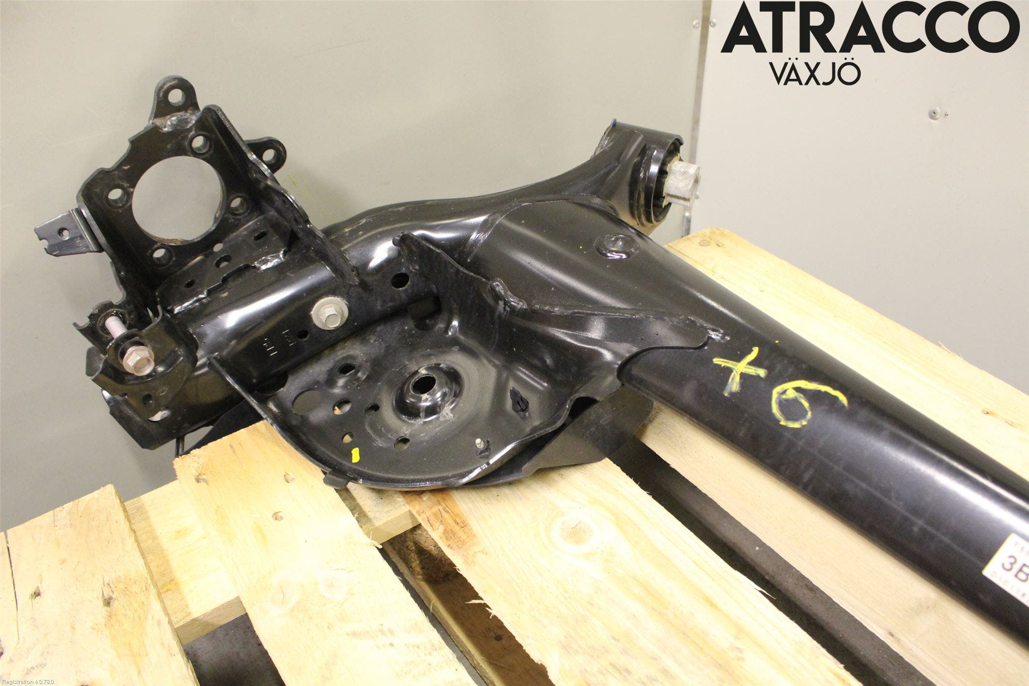 Mazda CX-30 20- Bakaxelbalk