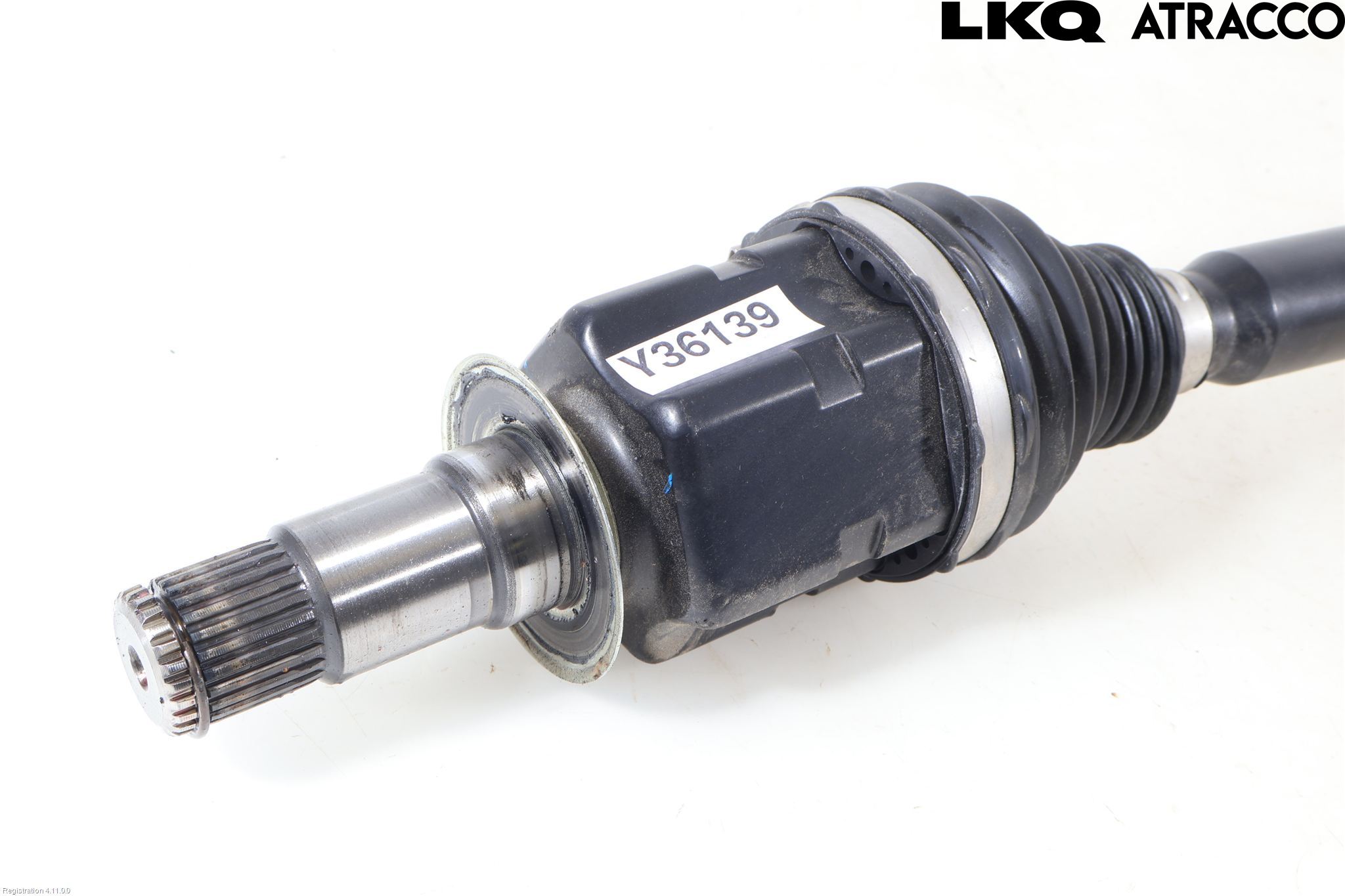 Toyota C-HR 16-23 Drivaxel Fram Höger