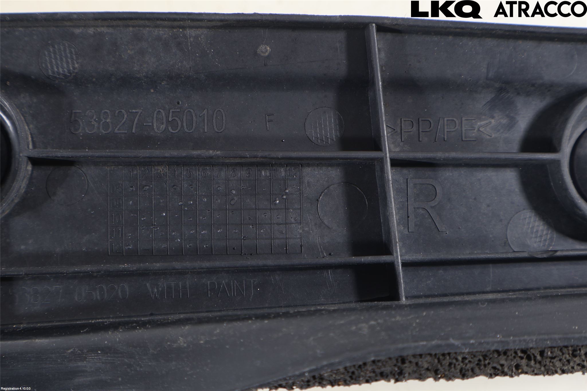 Toyota AVENSIS 09-15 Skärm Hörn Utfyllnad Fram