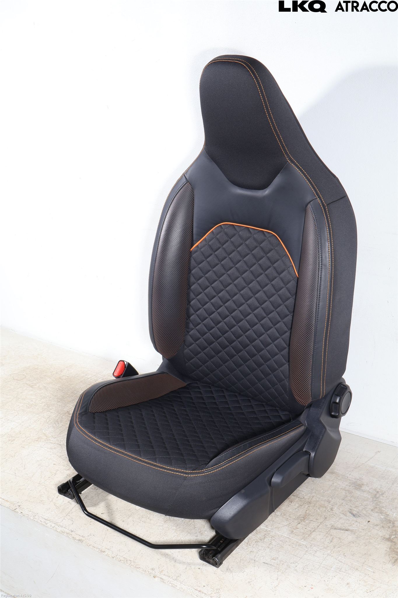 Toyota AYGO X AB70 22- Inredning Stol Fram Vä