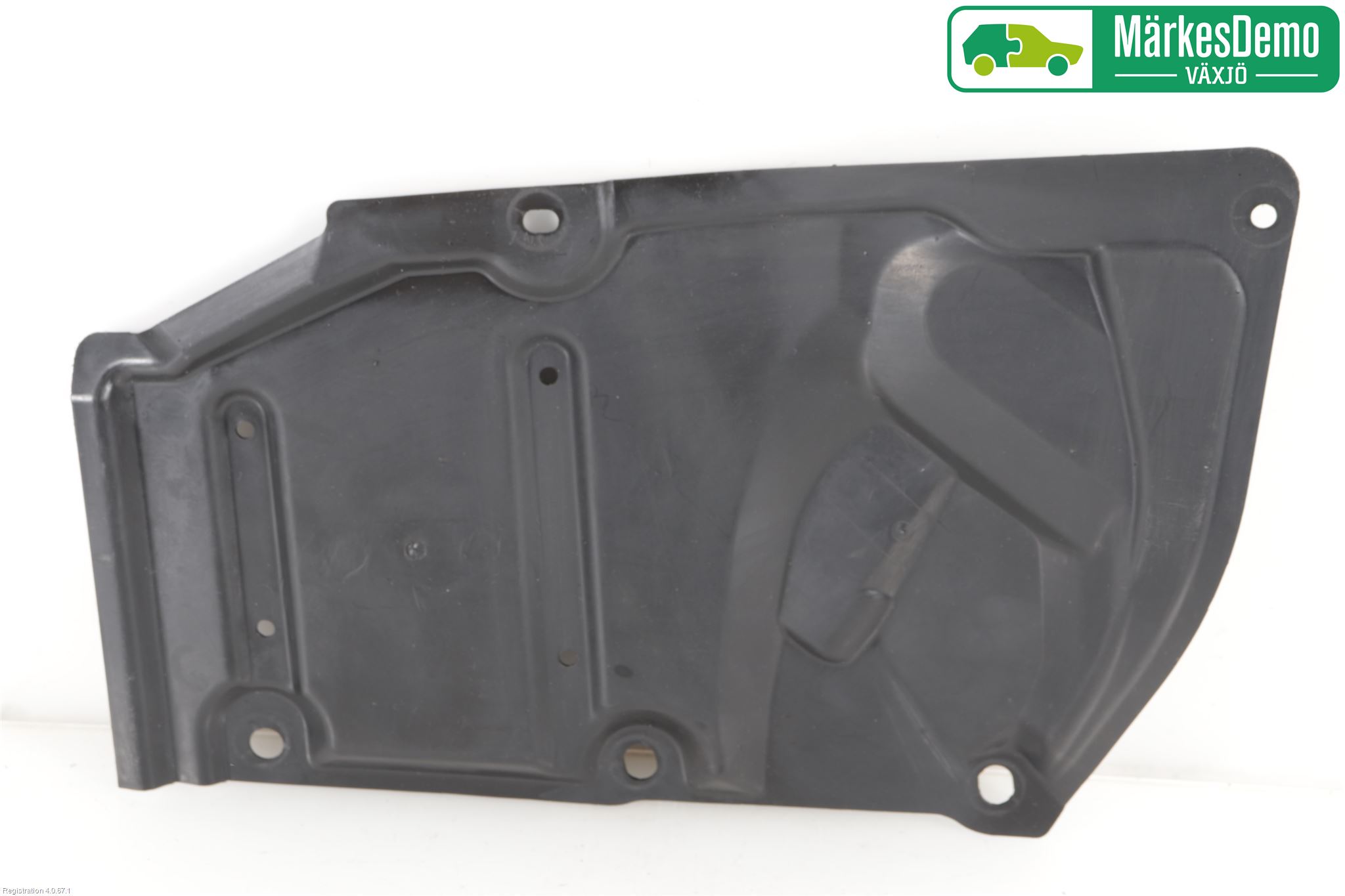 Toyota AURIS 13-19 Hasplåt Plåt-Plast