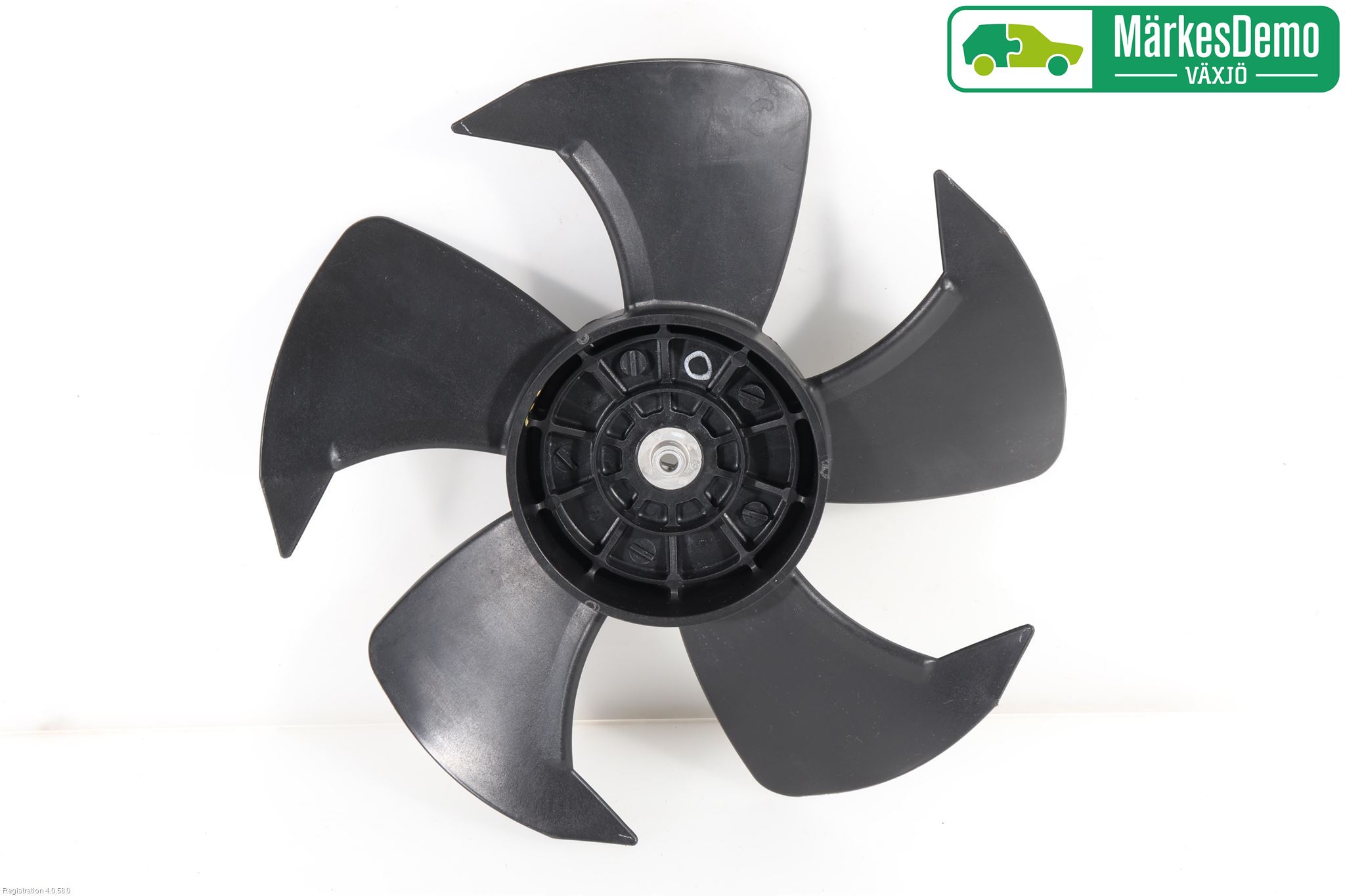 Suzuki JIMNY 81-21 Kylfläkt-Vinge