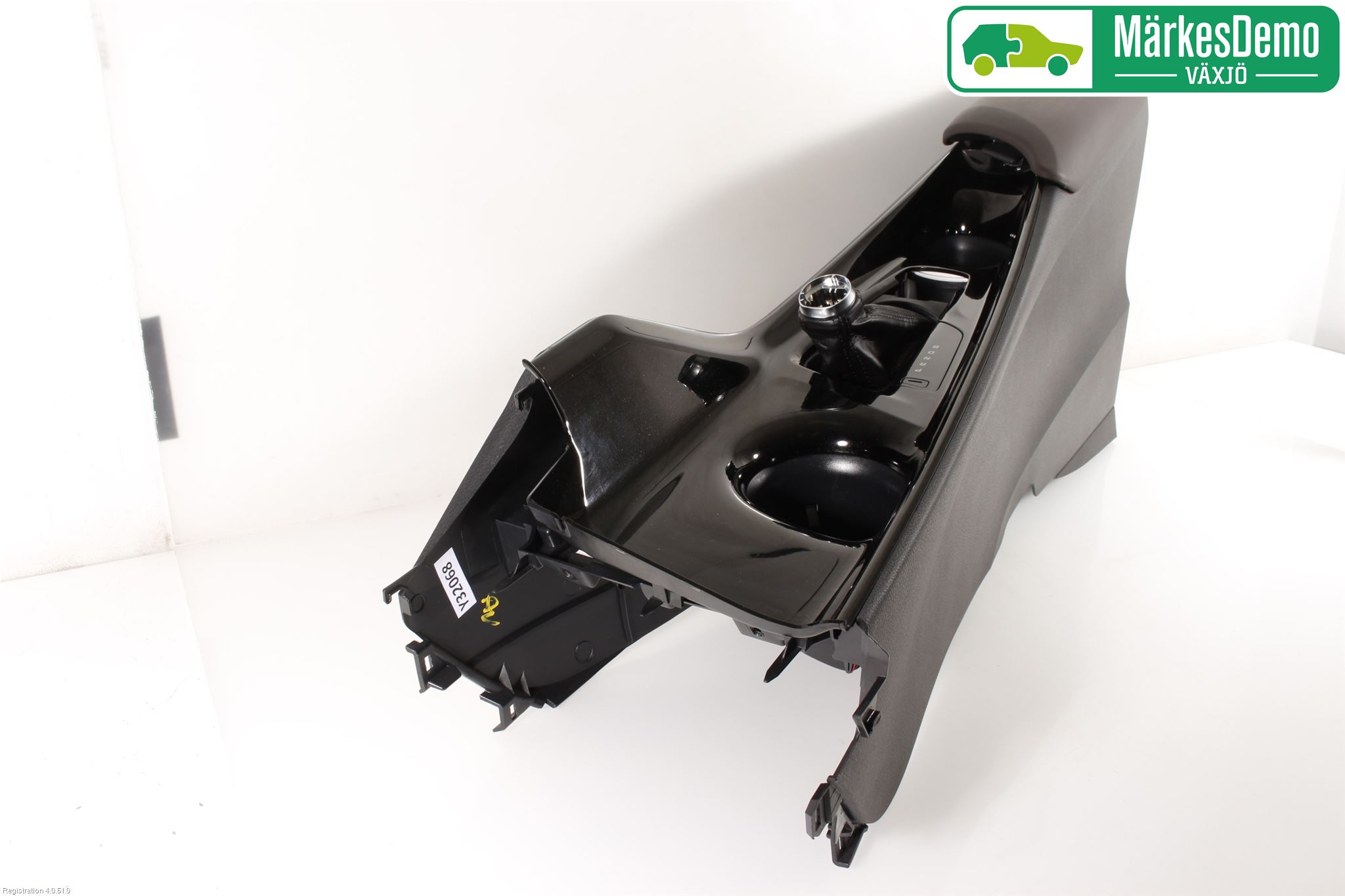 Toyota C-HR 16-23 Instrumentkonsoll Golv