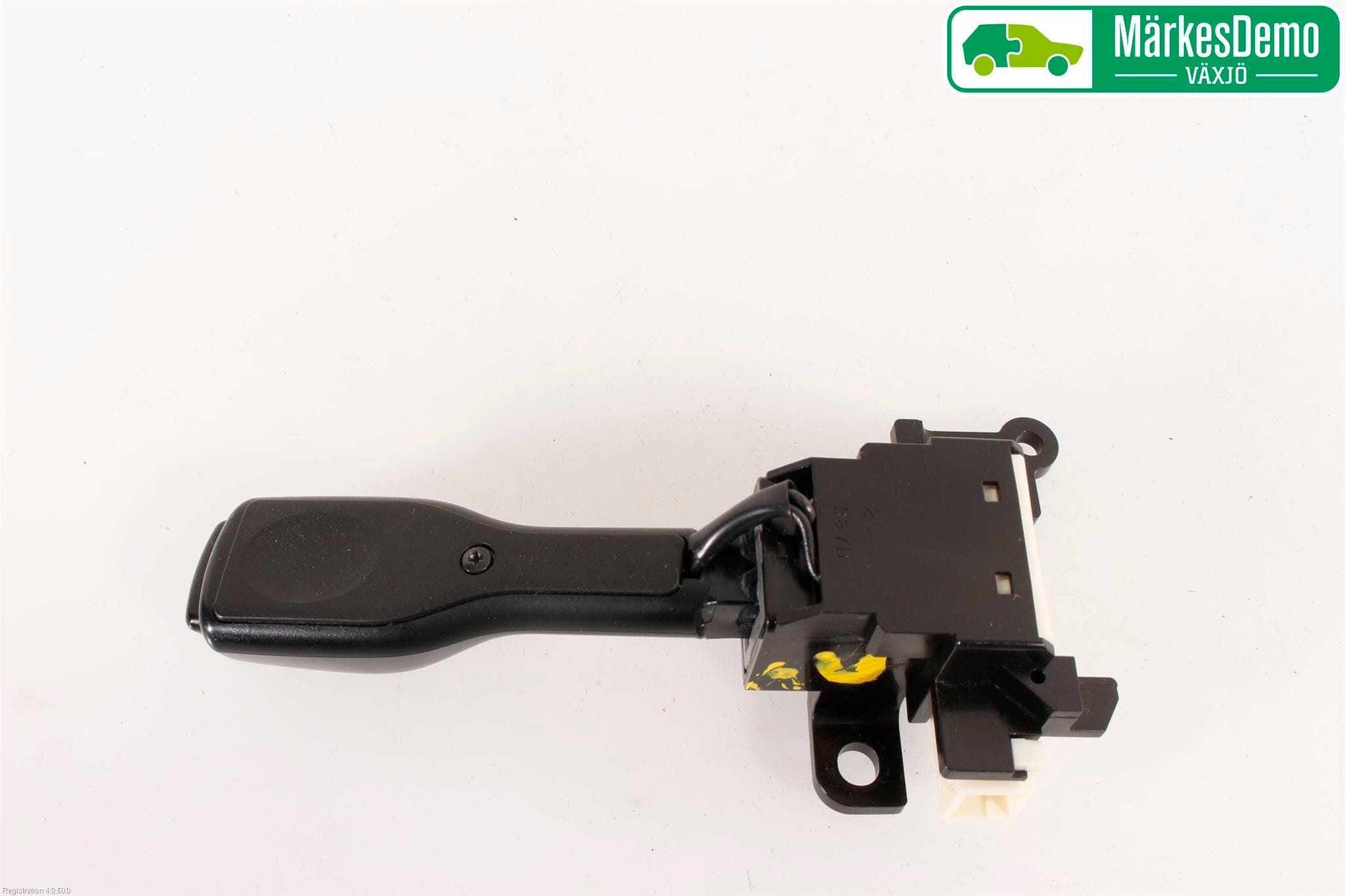 Toyota AVENSIS 16-18 Farthållare