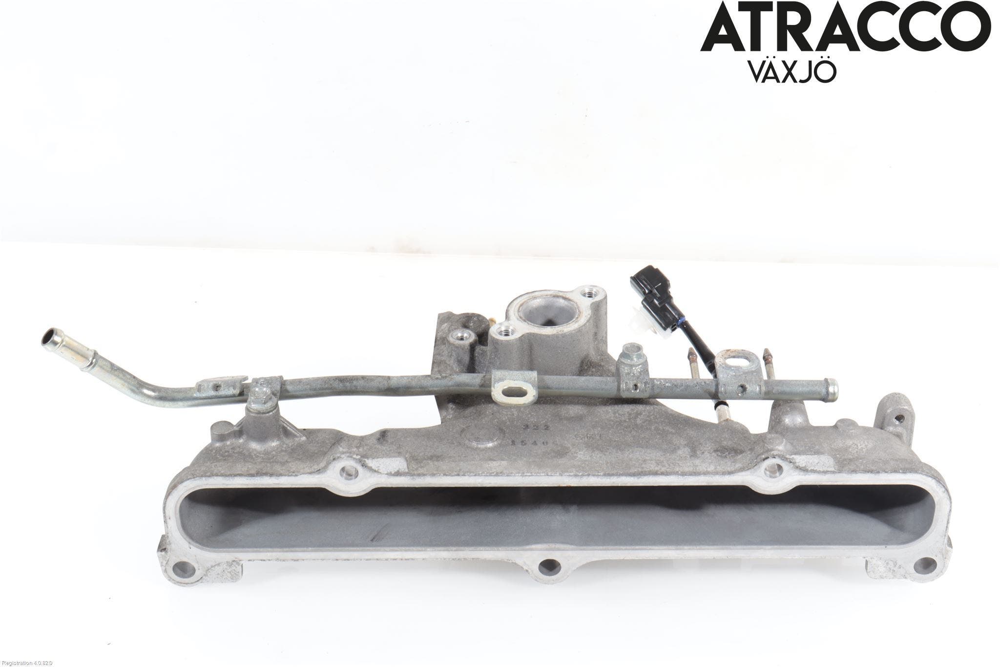 Mitsubishi OUTLANDER 13-21 Grenrör Insug