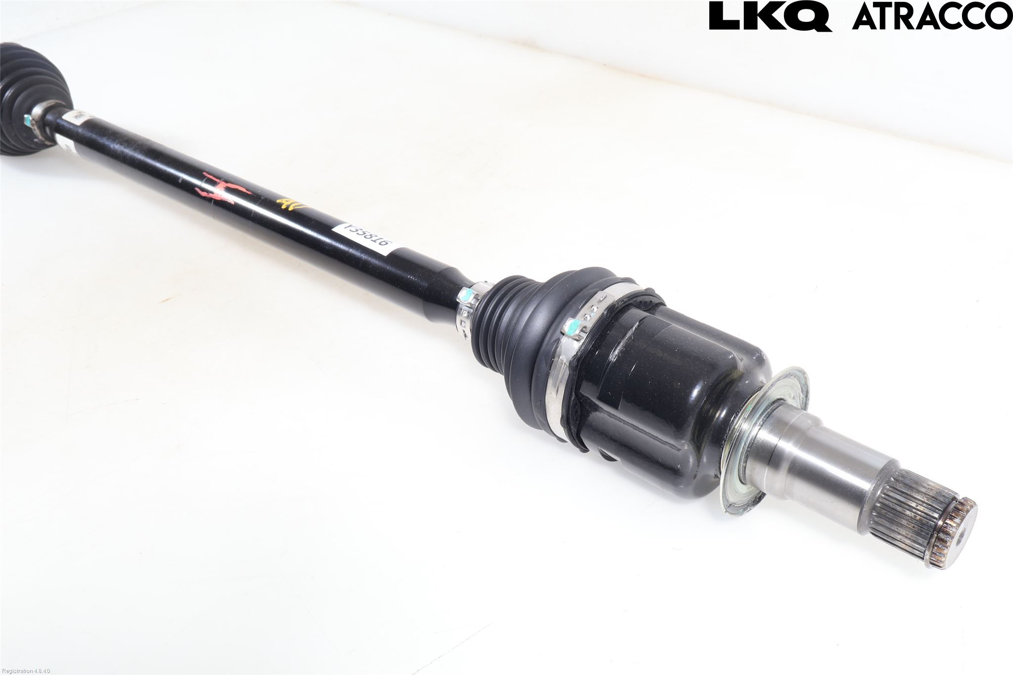 Toyota YARIS CROSS XP21 21- Drivaxel Fram Höger