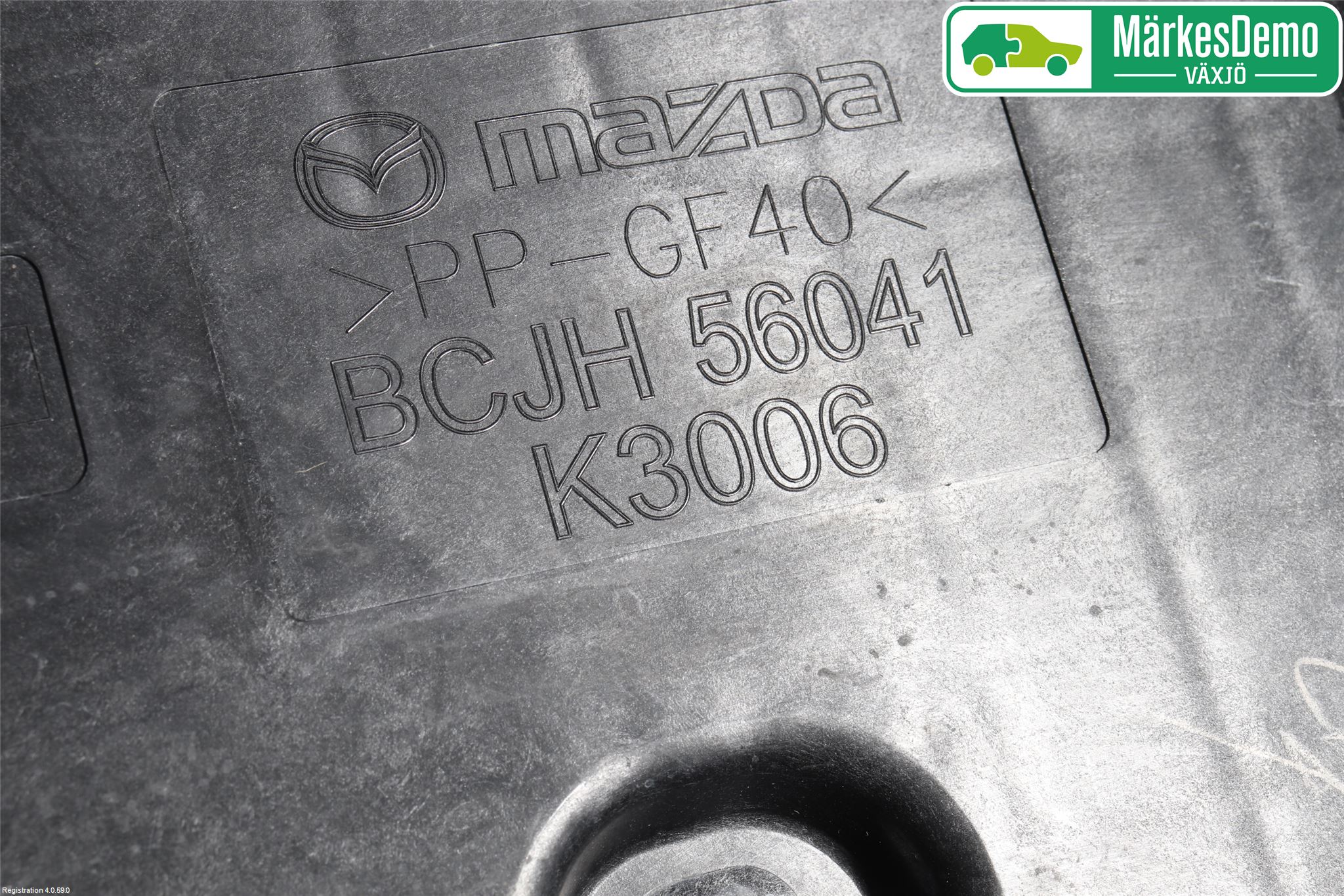 Mazda 3 IV 19- Batterilåda-Fäste-Hållare