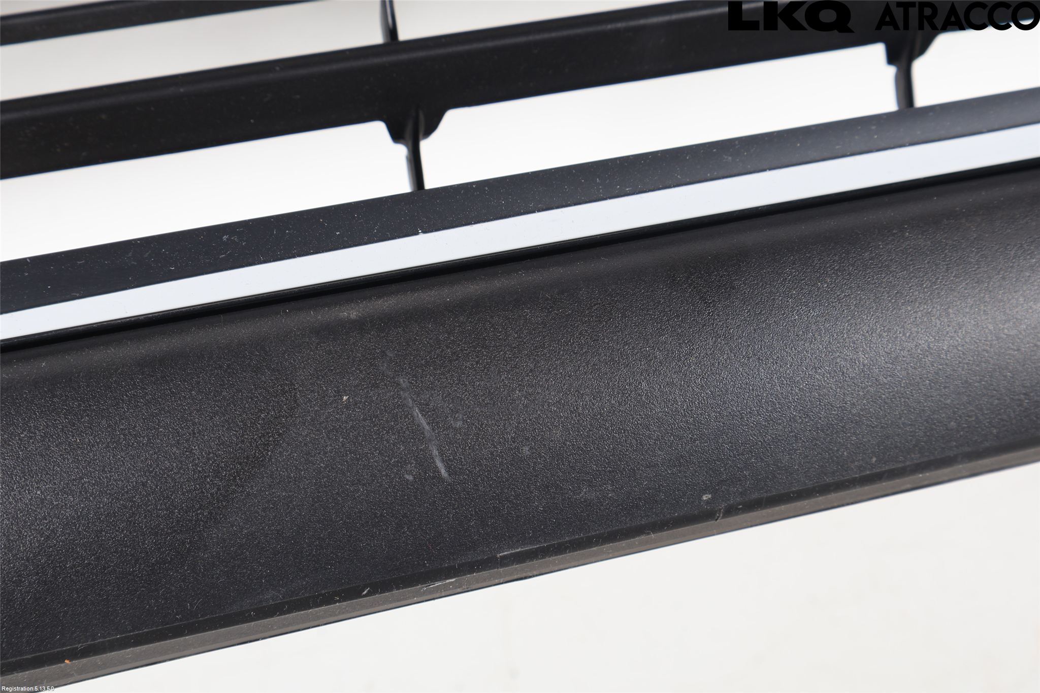 Toyota RAV4 13-18 Stötfångardel Fram Mitt