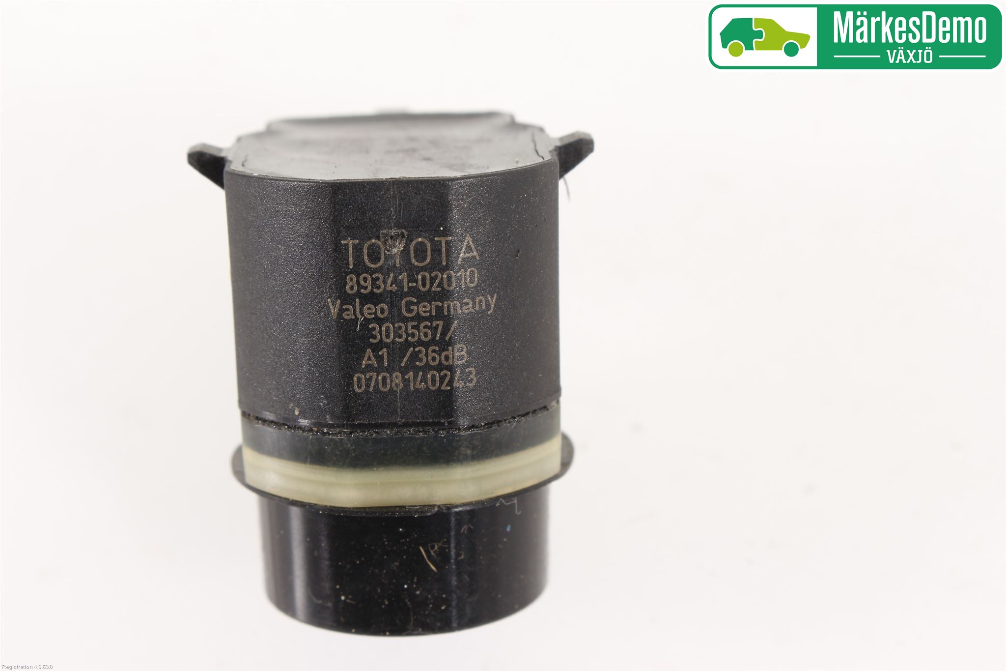 Toyota AURIS 13-19 Parkeringshjälp Frontsensor