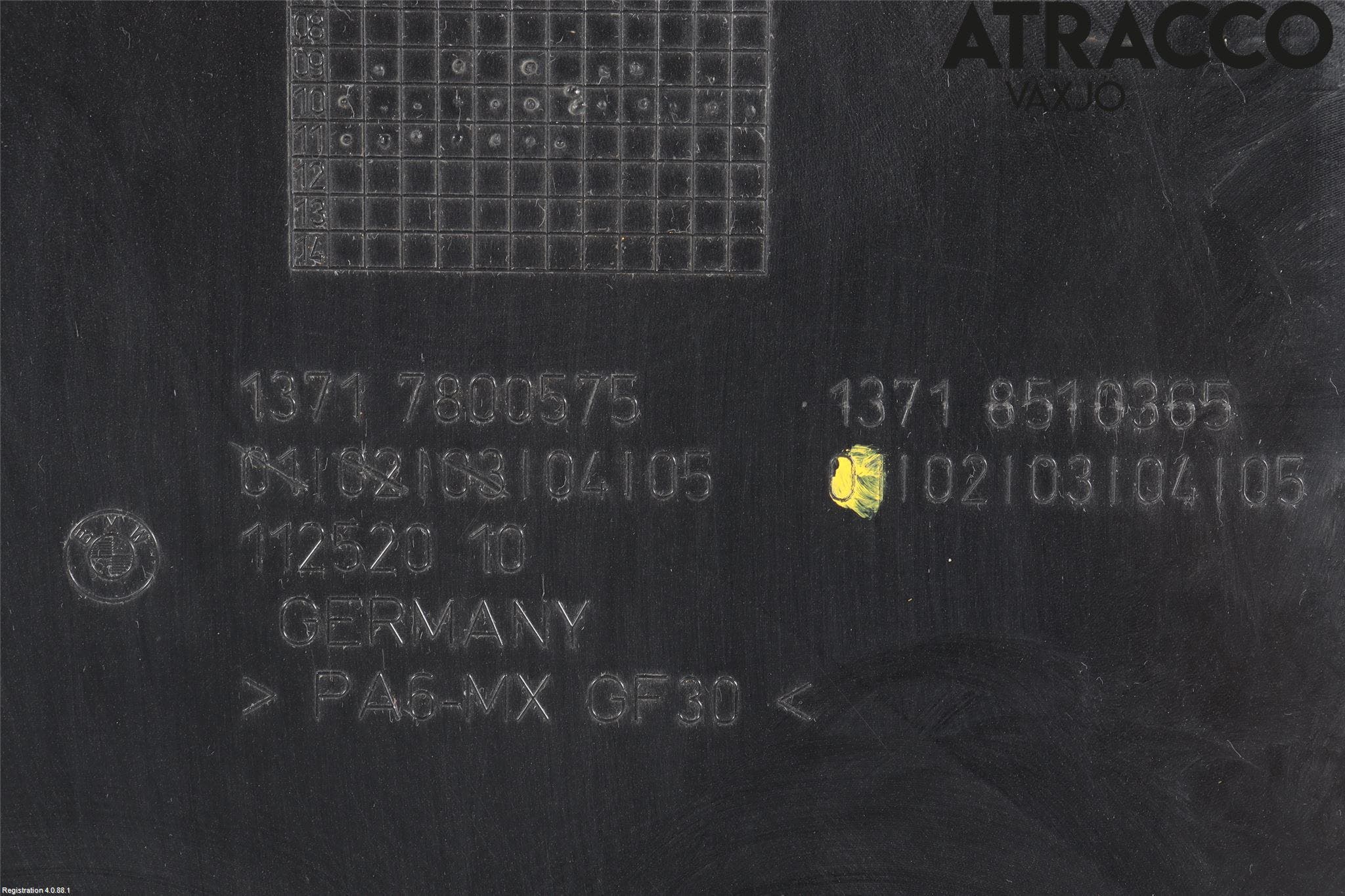 BMW 5 F10/F11/F18 09-17 Motorkåpa