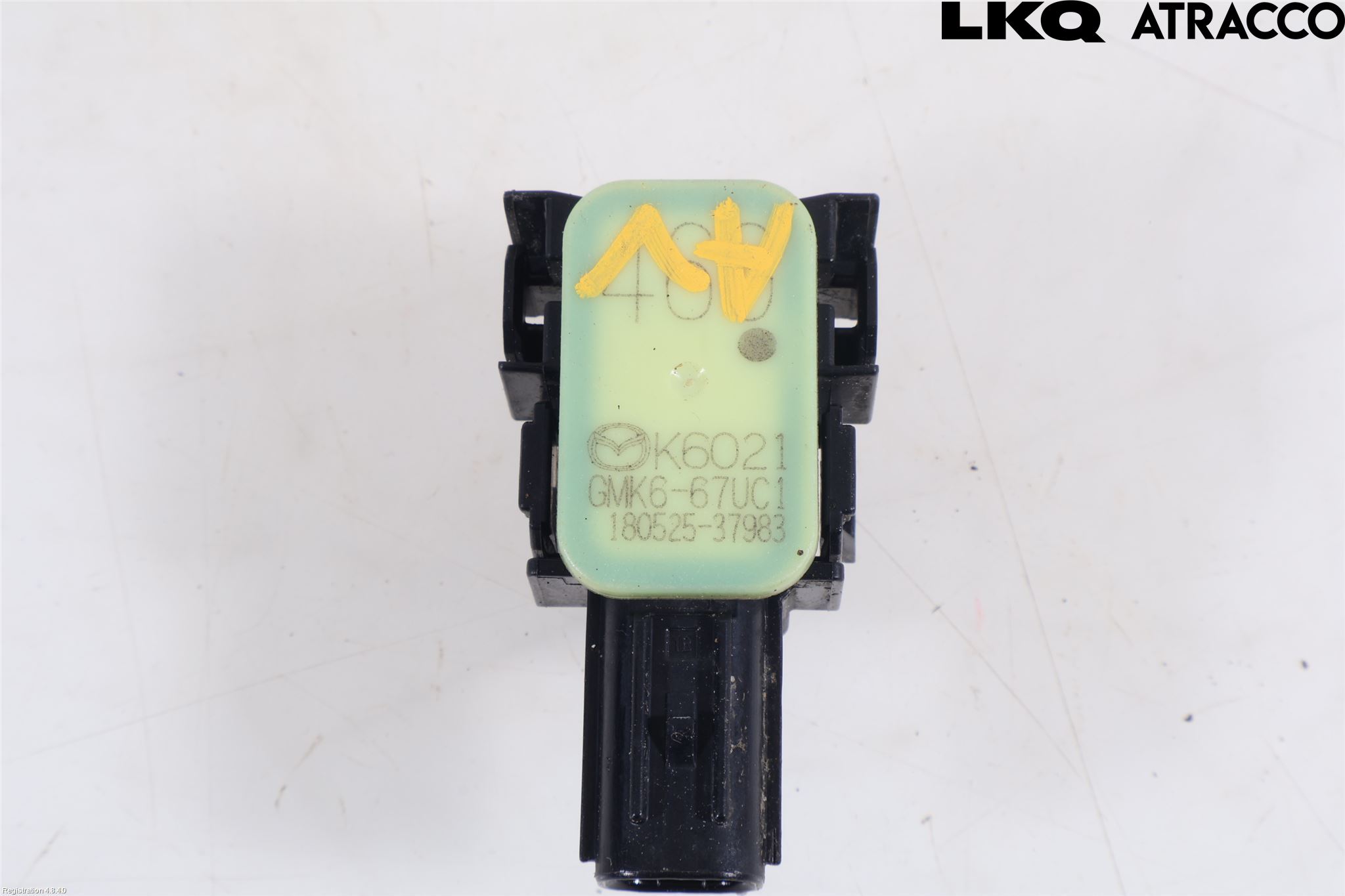 Mazda CX-5 17- Parkeringshjälp Frontsensor