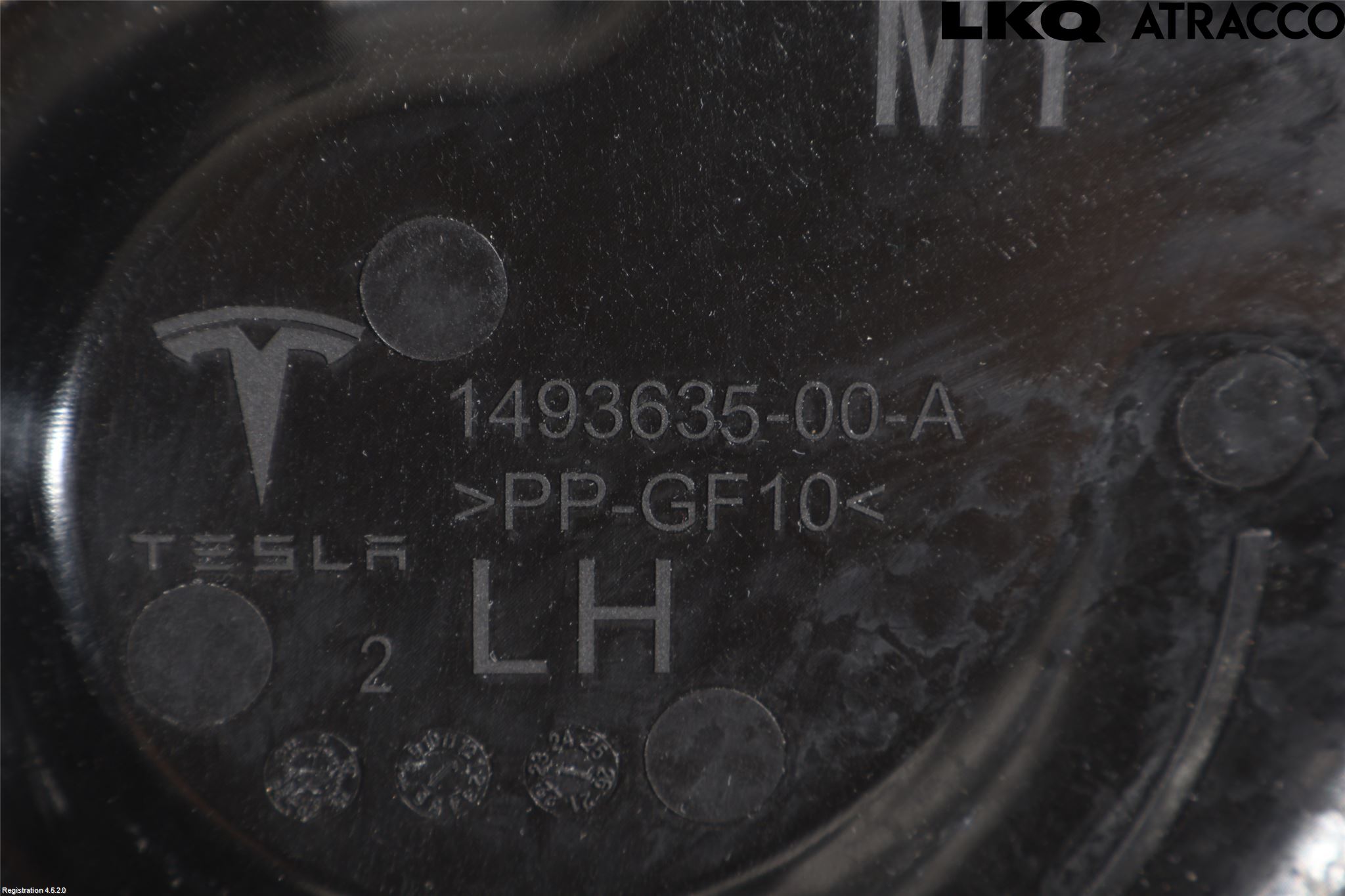 Tesla MODEL Y 21- Hasplåt Plåt-Plast