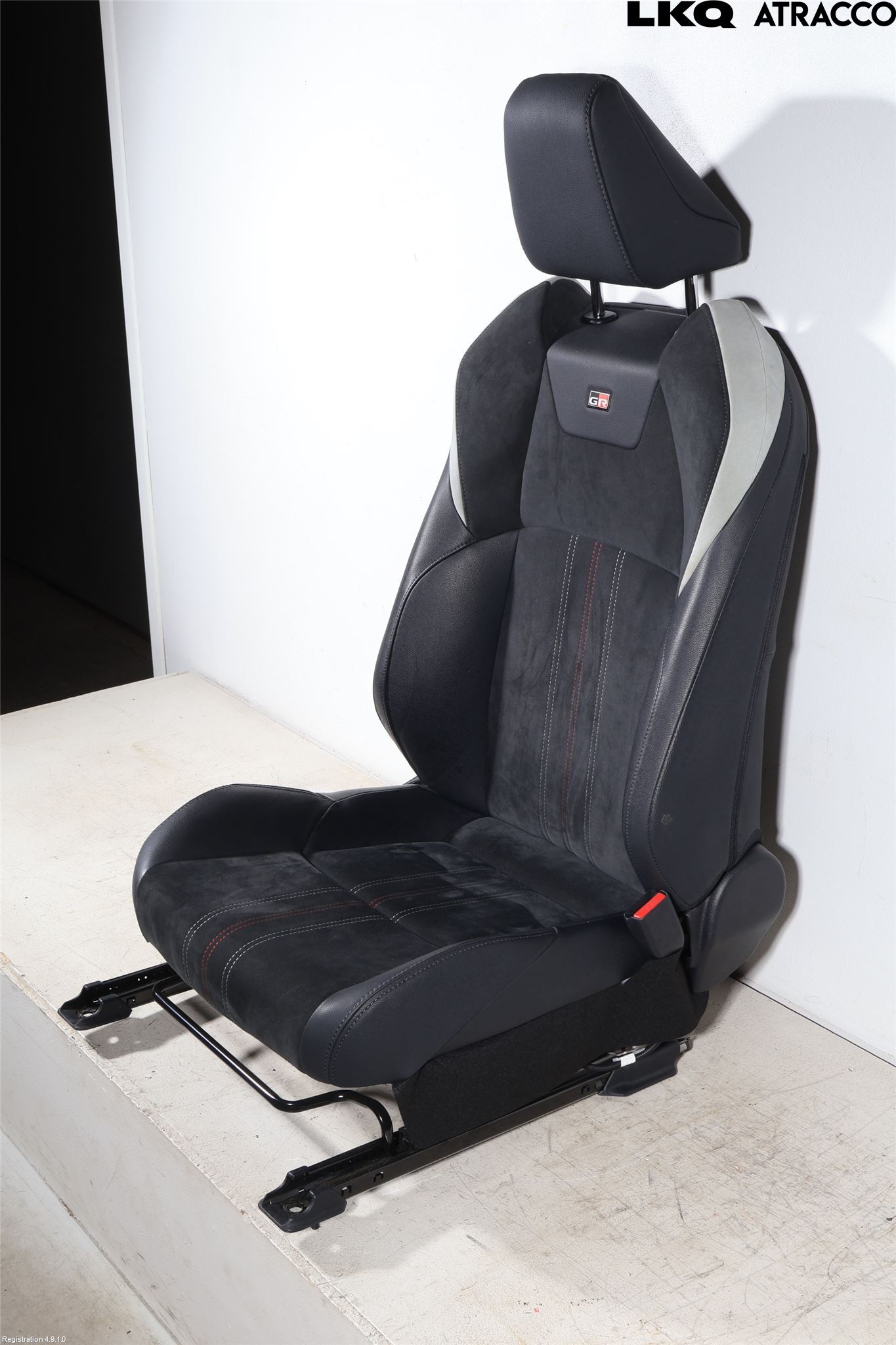 Toyota C-HR 16-23 Inredning Stol Fram Hö