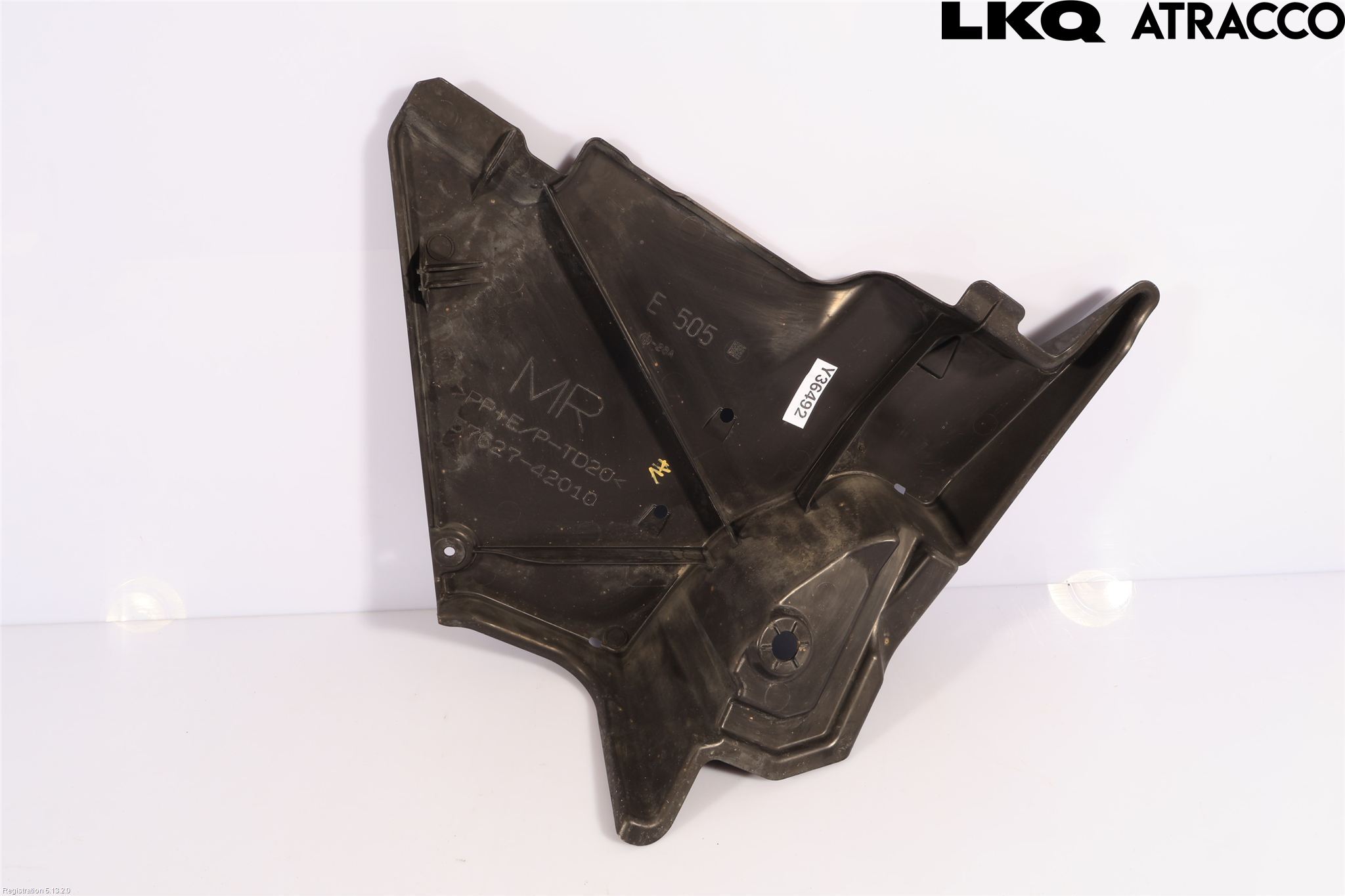 Toyota bZ4X EA10 22- Hasplåt Plåt-Plast
