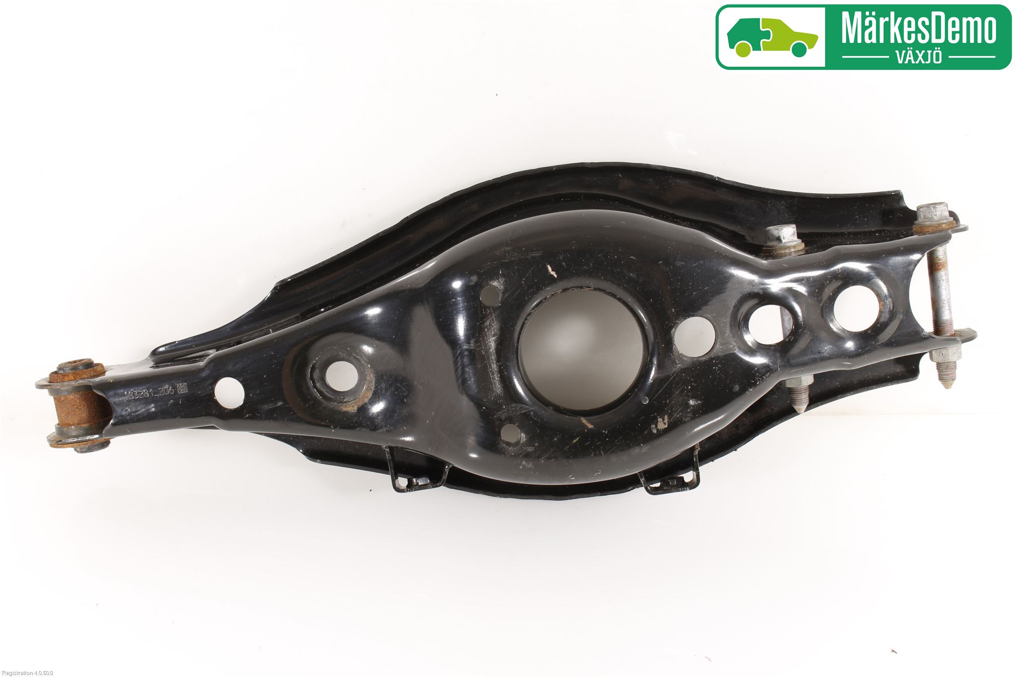 Toyota AVENSIS 16-18 Bärarm Bak Höger