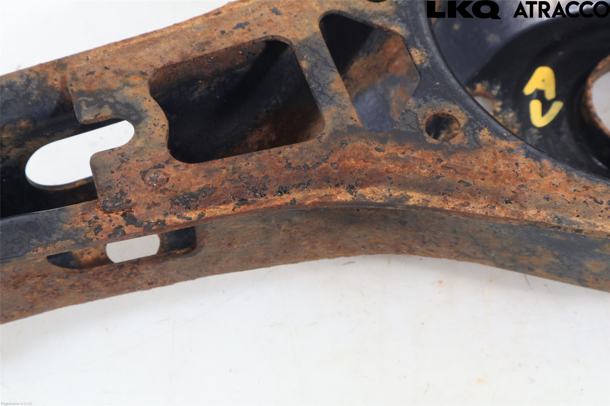 Toyota C-HR 16-23 Bärarm Bak Vänster