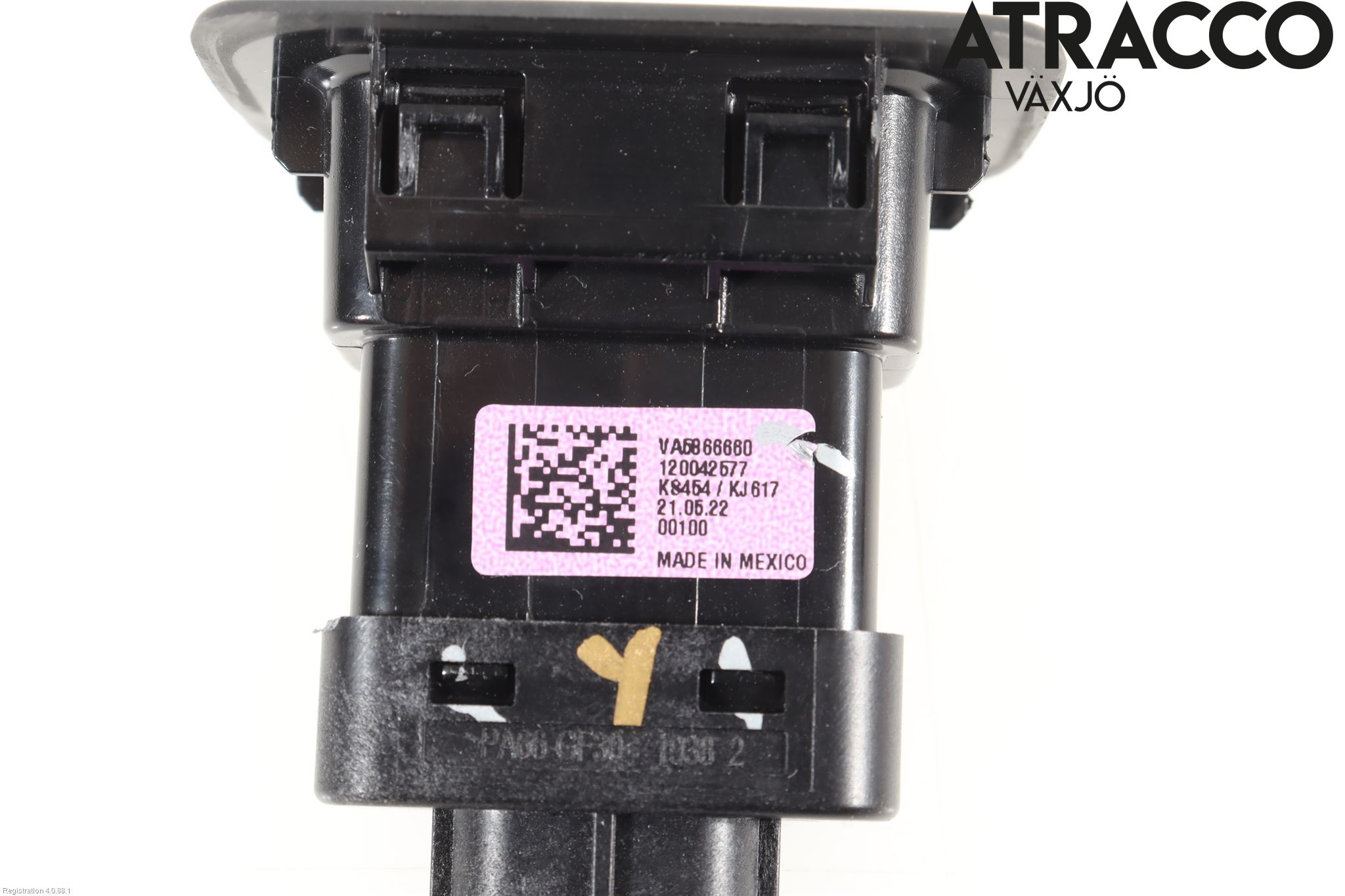 Mazda CX-60 22- Strömställare Baklucka