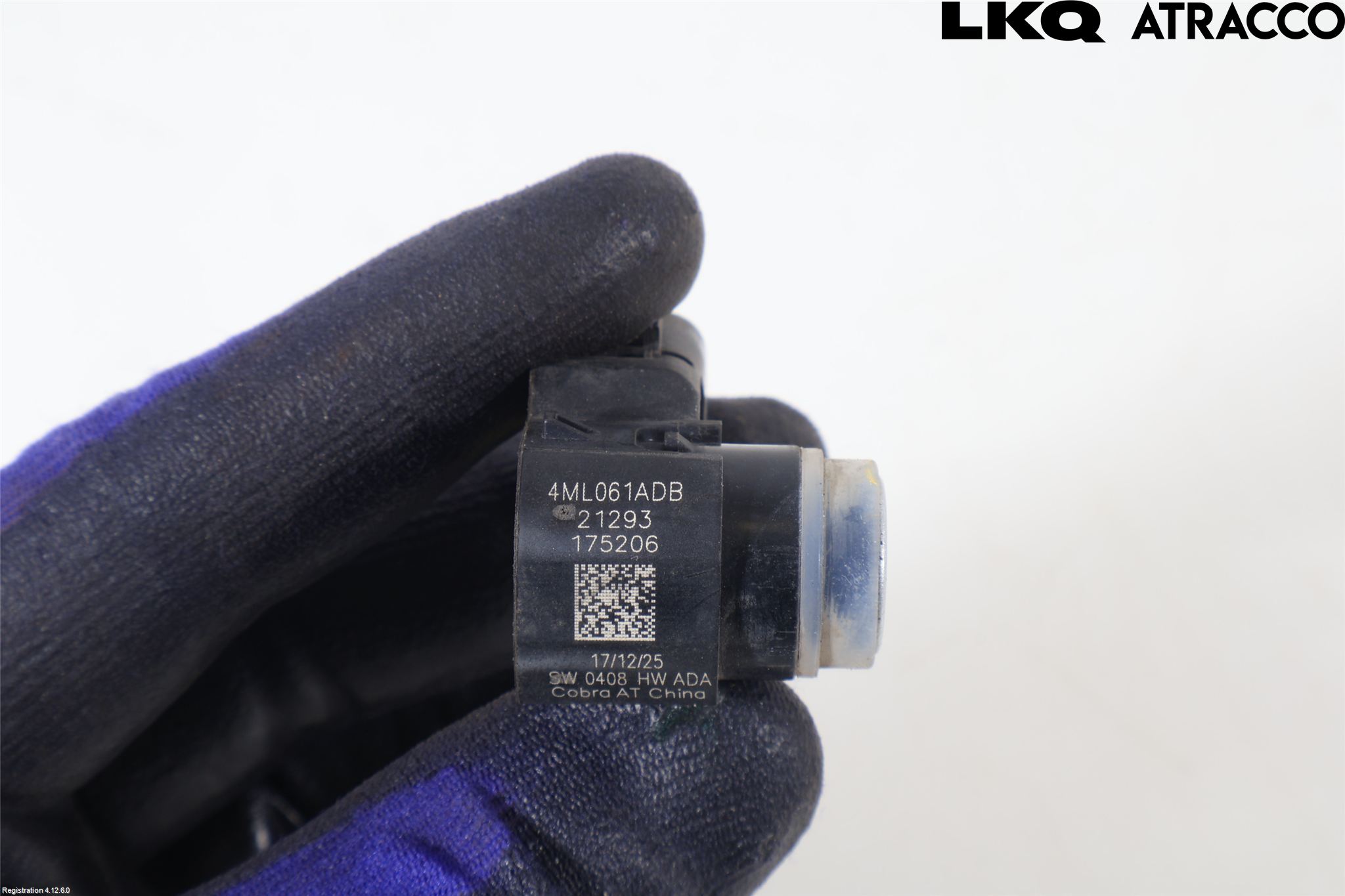 Toyota AURIS 13-19 Parkeringshjälp Frontsensor