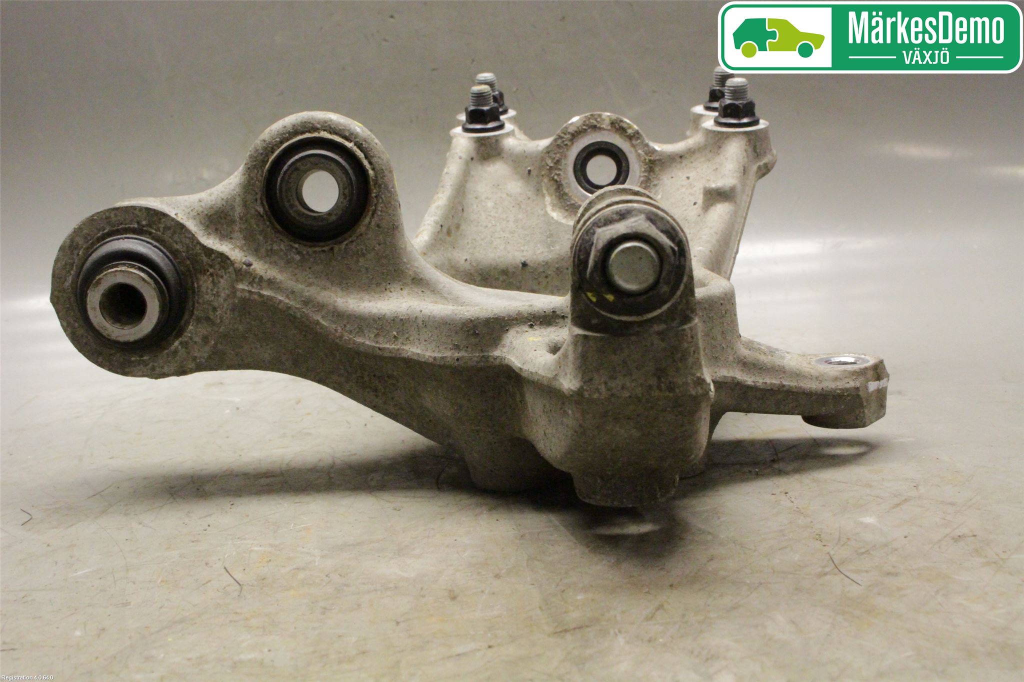 Hyundai i40 16-18 Hjullagerhus-Spindel Hö B