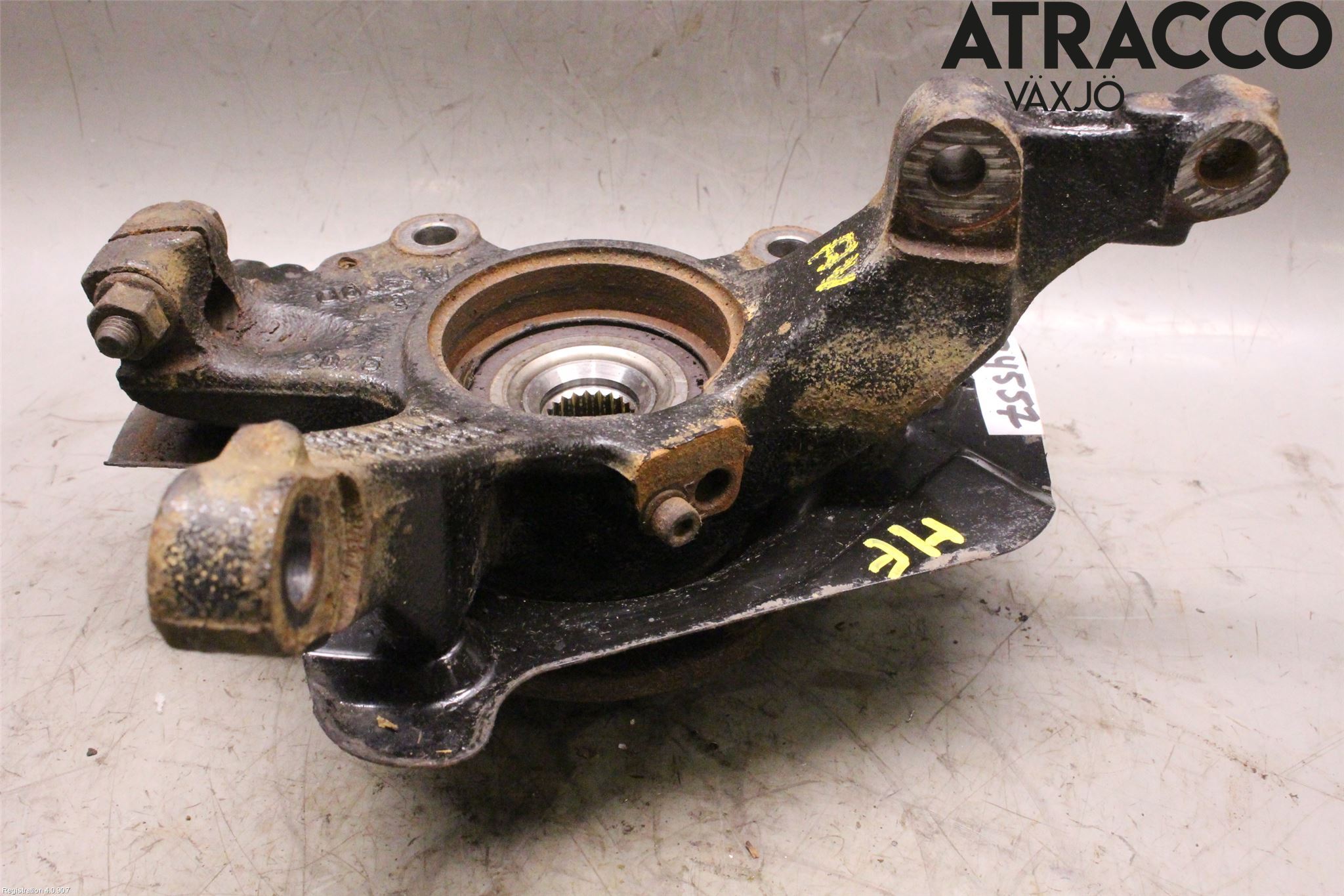 Opel CORSA E 15-19 Styrspindel Lagerhus Hö